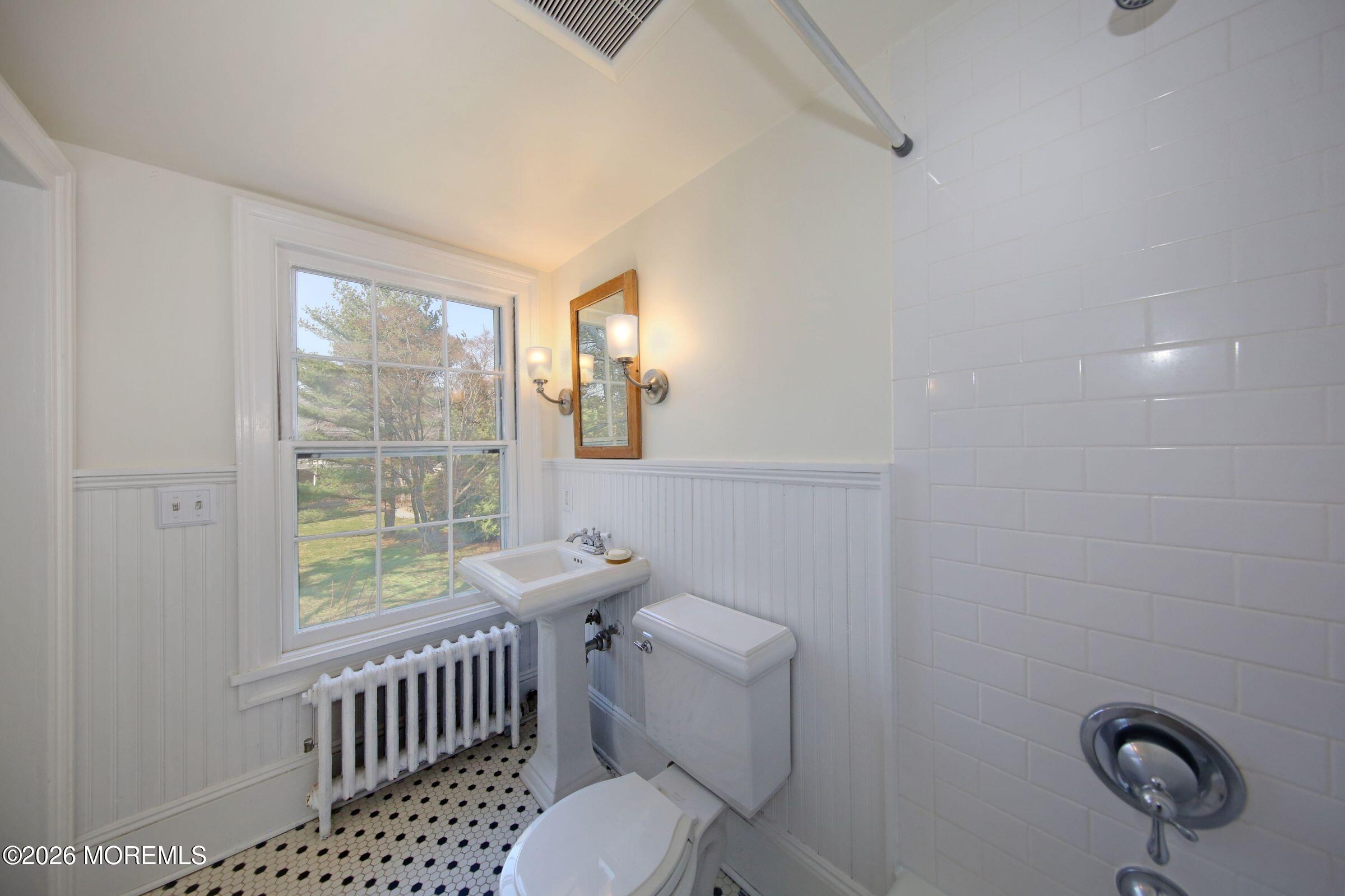 917 Broad Street, Shrewsbury Boro, NJ, 07702 image 55