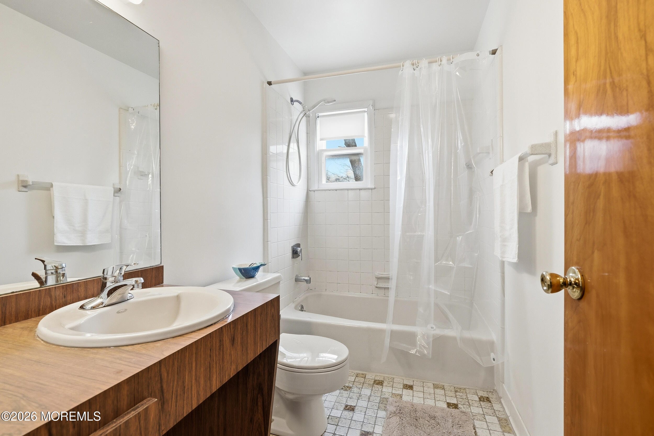 600 Star Street, Oakhurst, NJ, 07755 image 22