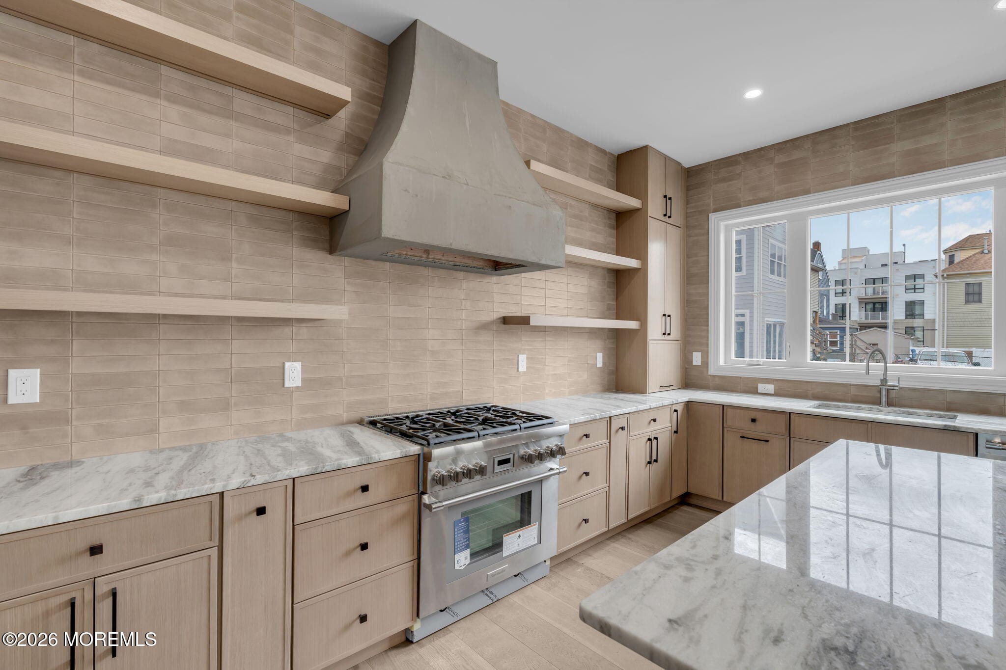 1006 Heck Street Image 5