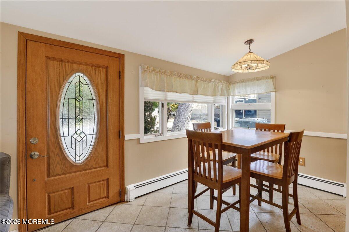 421 Malibu Way Image 5