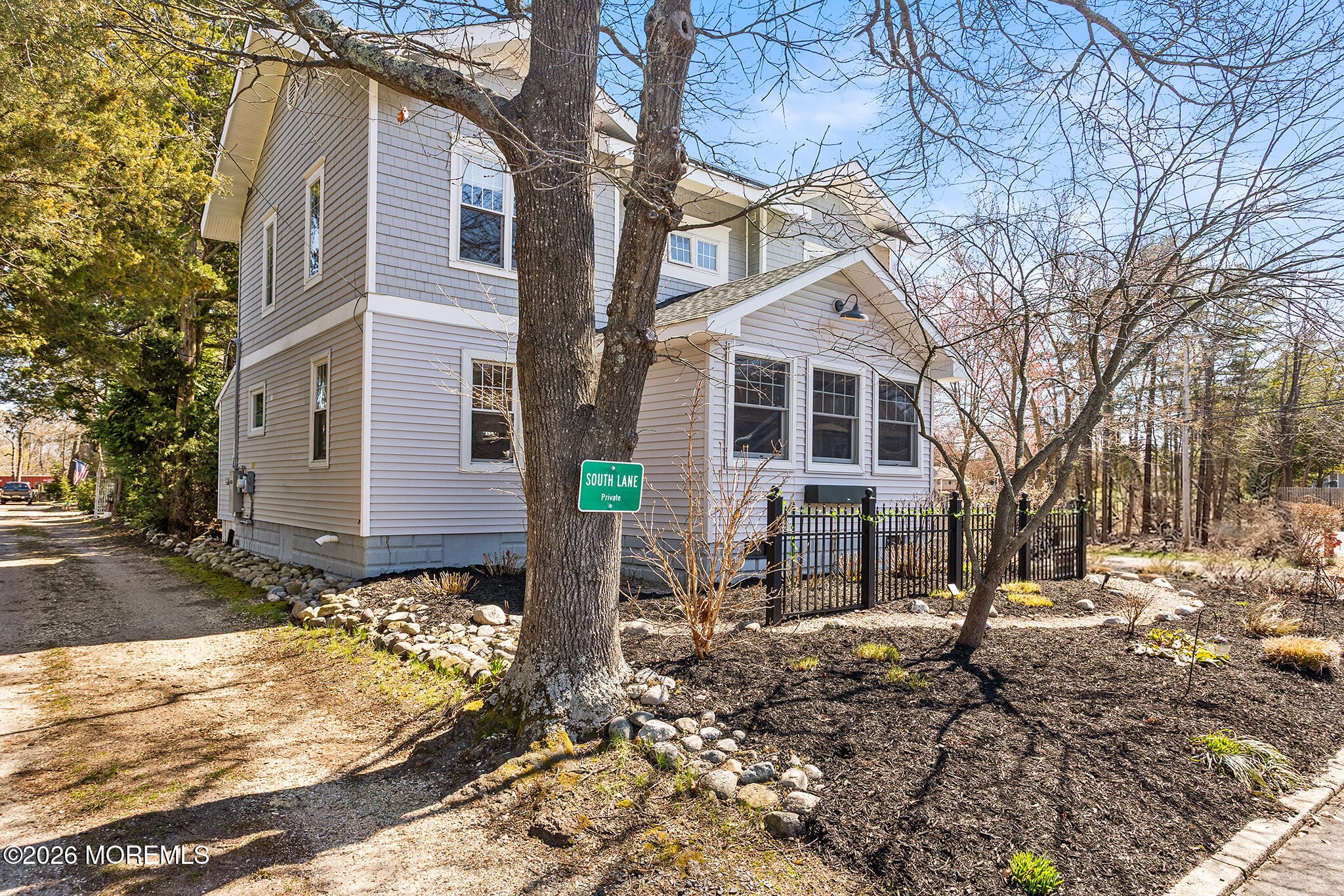 100 Laurel Avenue Image 2