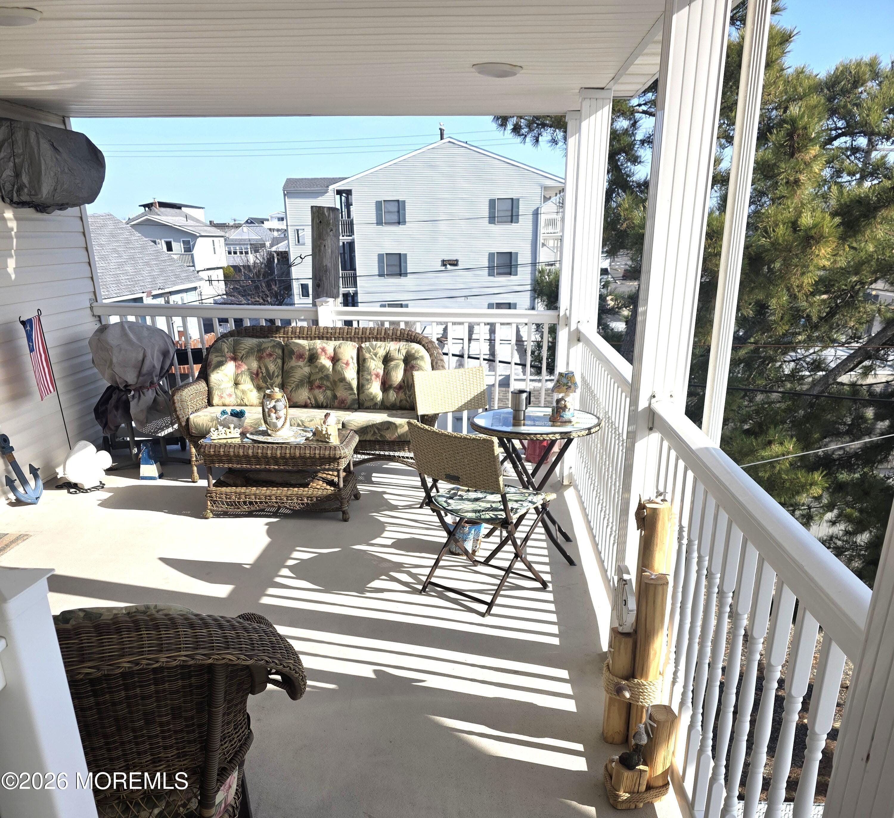 202 Franklin Avenue 12 Image 4