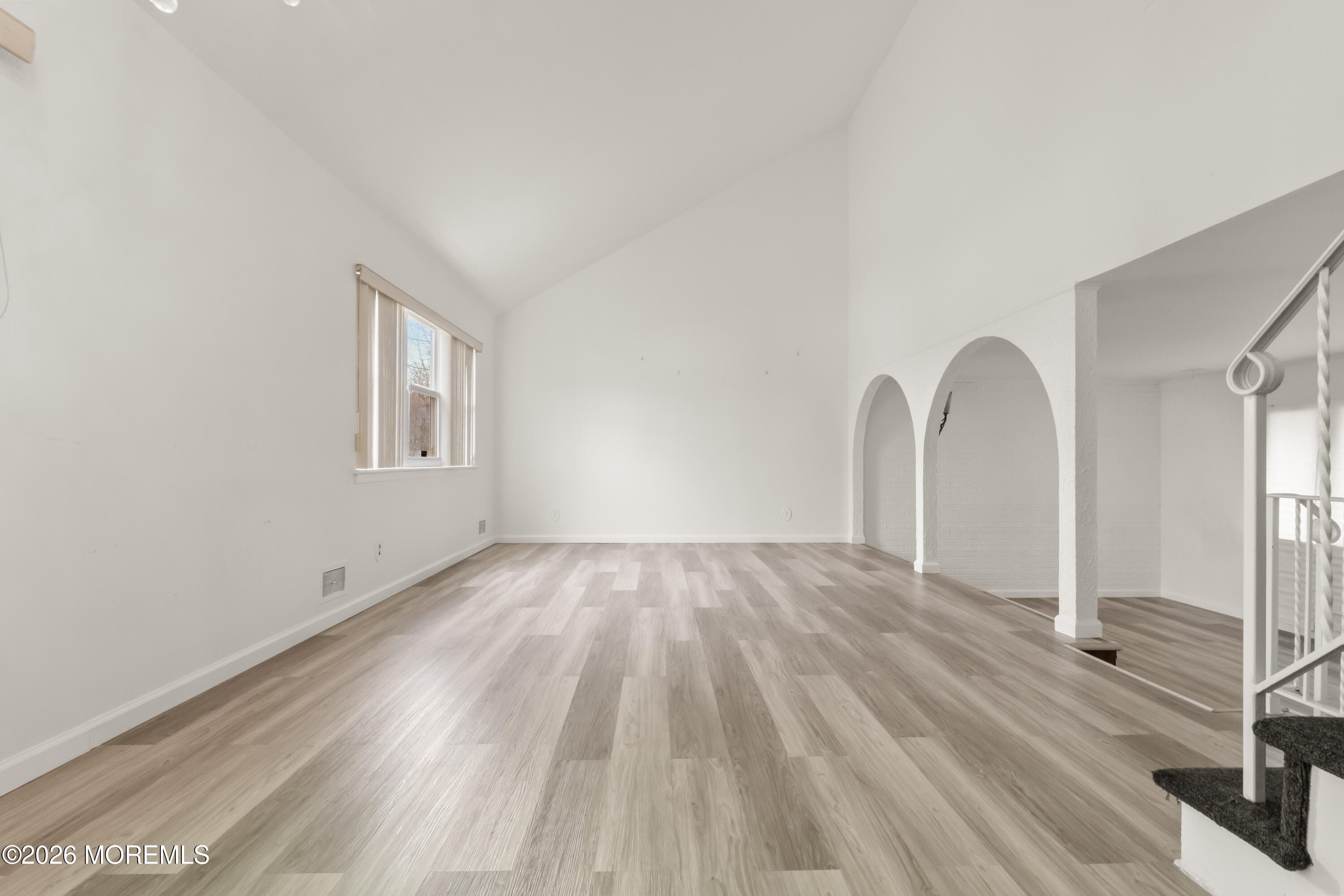 838 Florida Grove Road Image 4