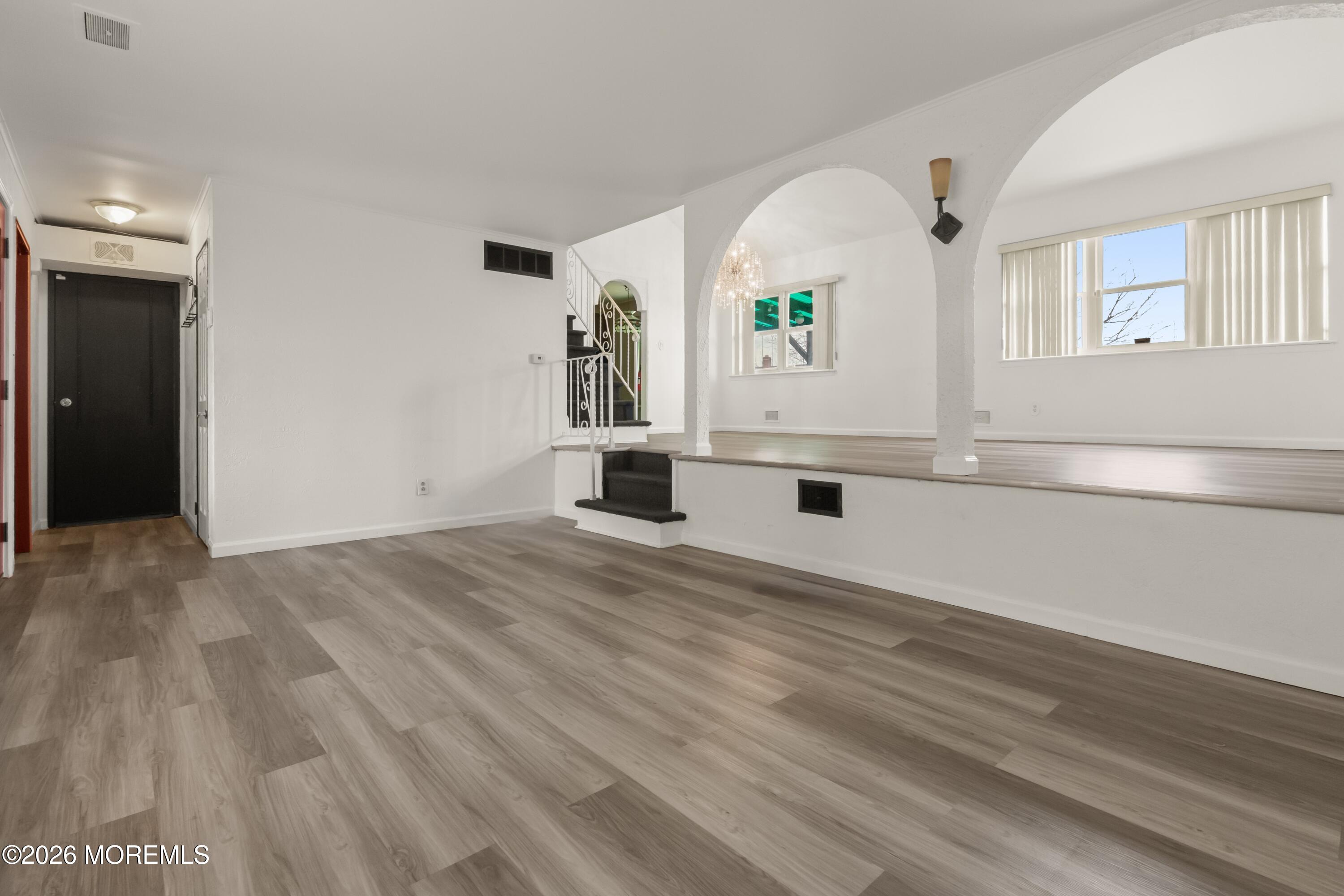 838 Florida Grove Road Image 3