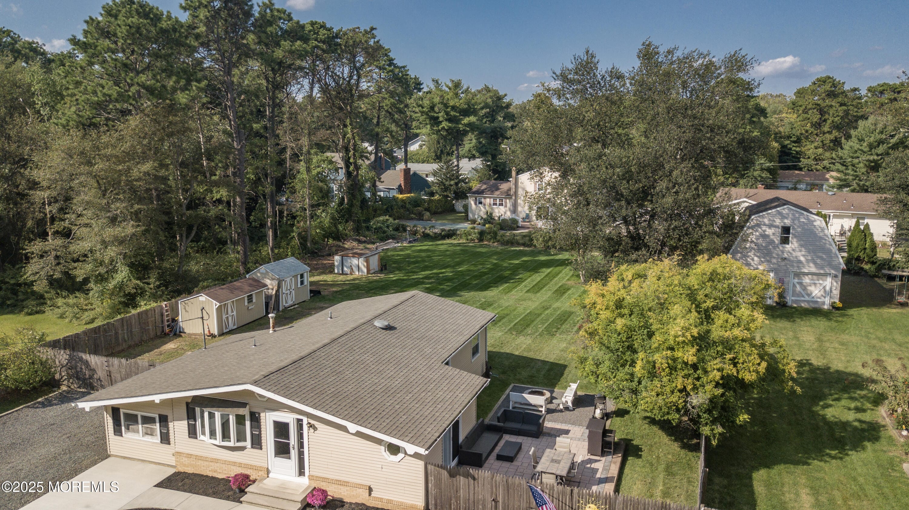 224 Hawaii Drive Image 5