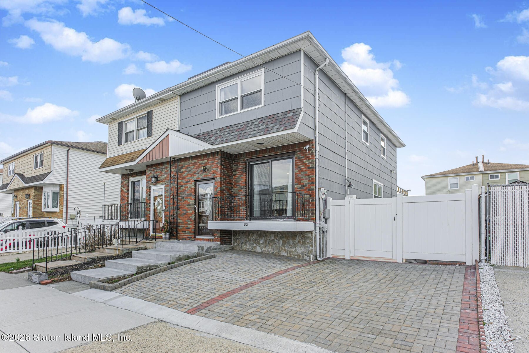 52 Littlefield Avenue Image 2