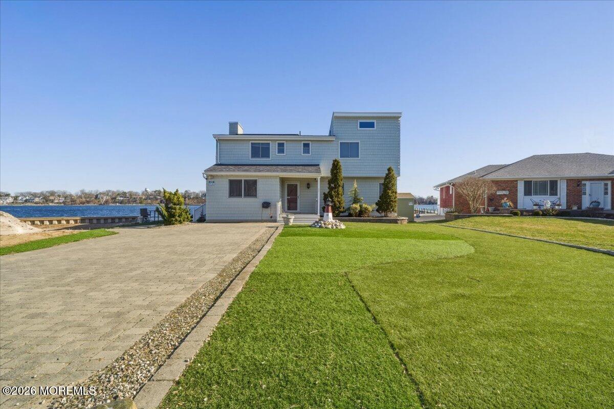 32 Cove Road Image 3