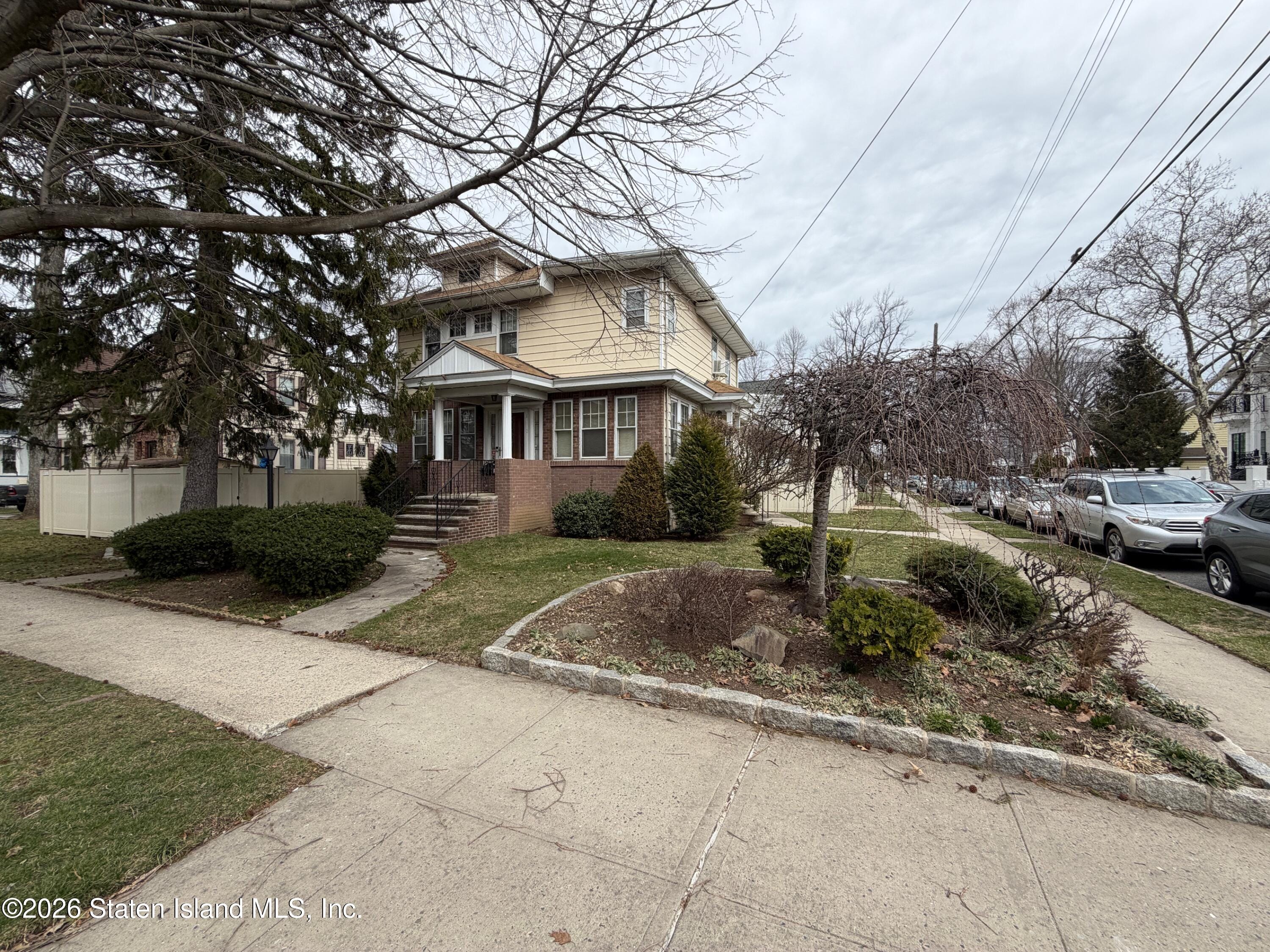 247 Guyon Guyon Avenue Image 5