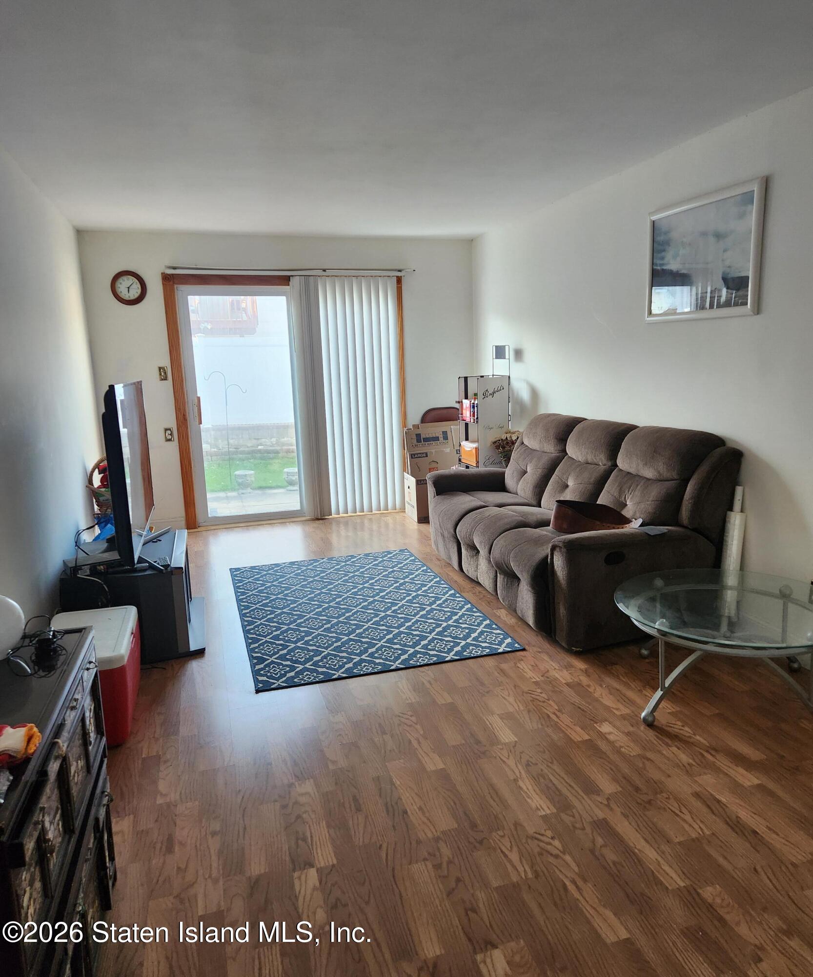 137 Laredo Avenue Image 5