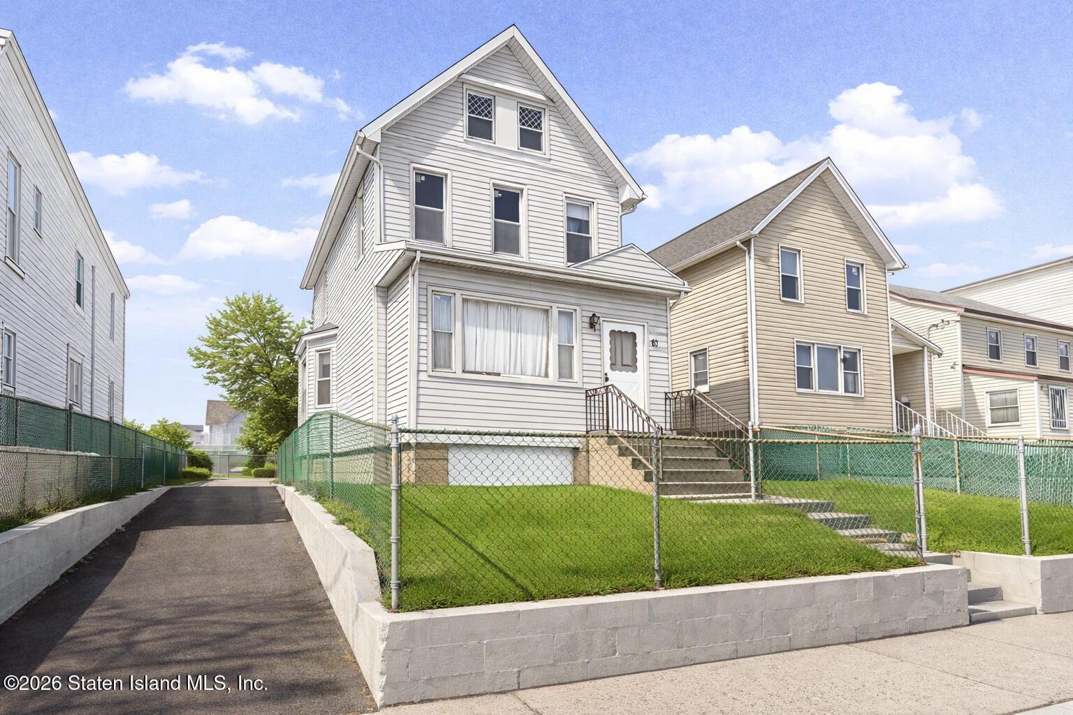 80 Van Pelt Avenue Image 2