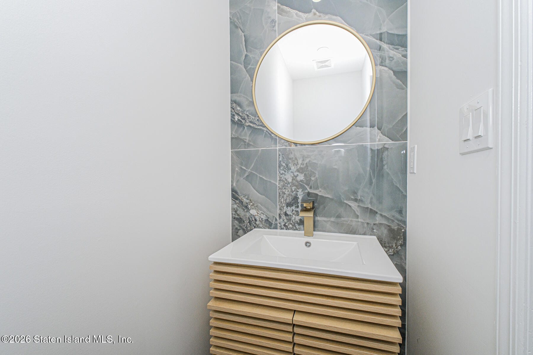 92 Saint Josephs Avenue, Staten Island, NY, 10302 image 12