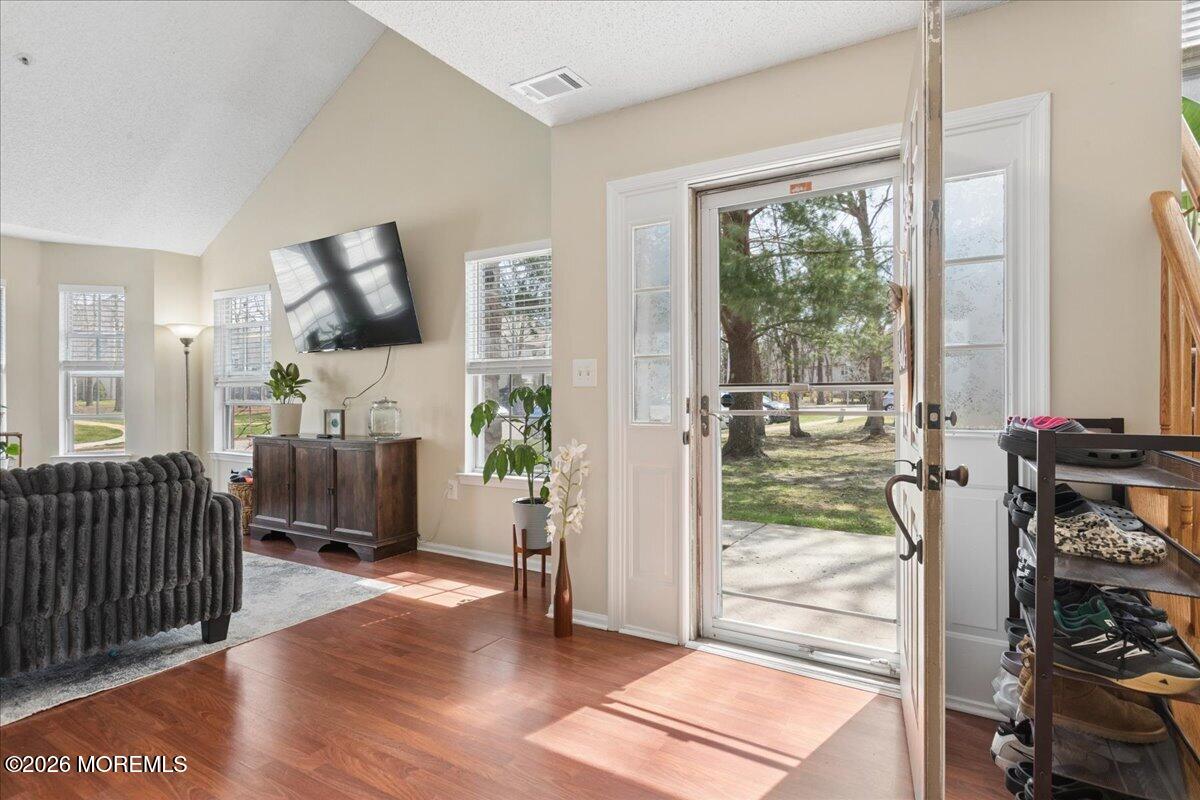 3806 Cleveland Street Image 5