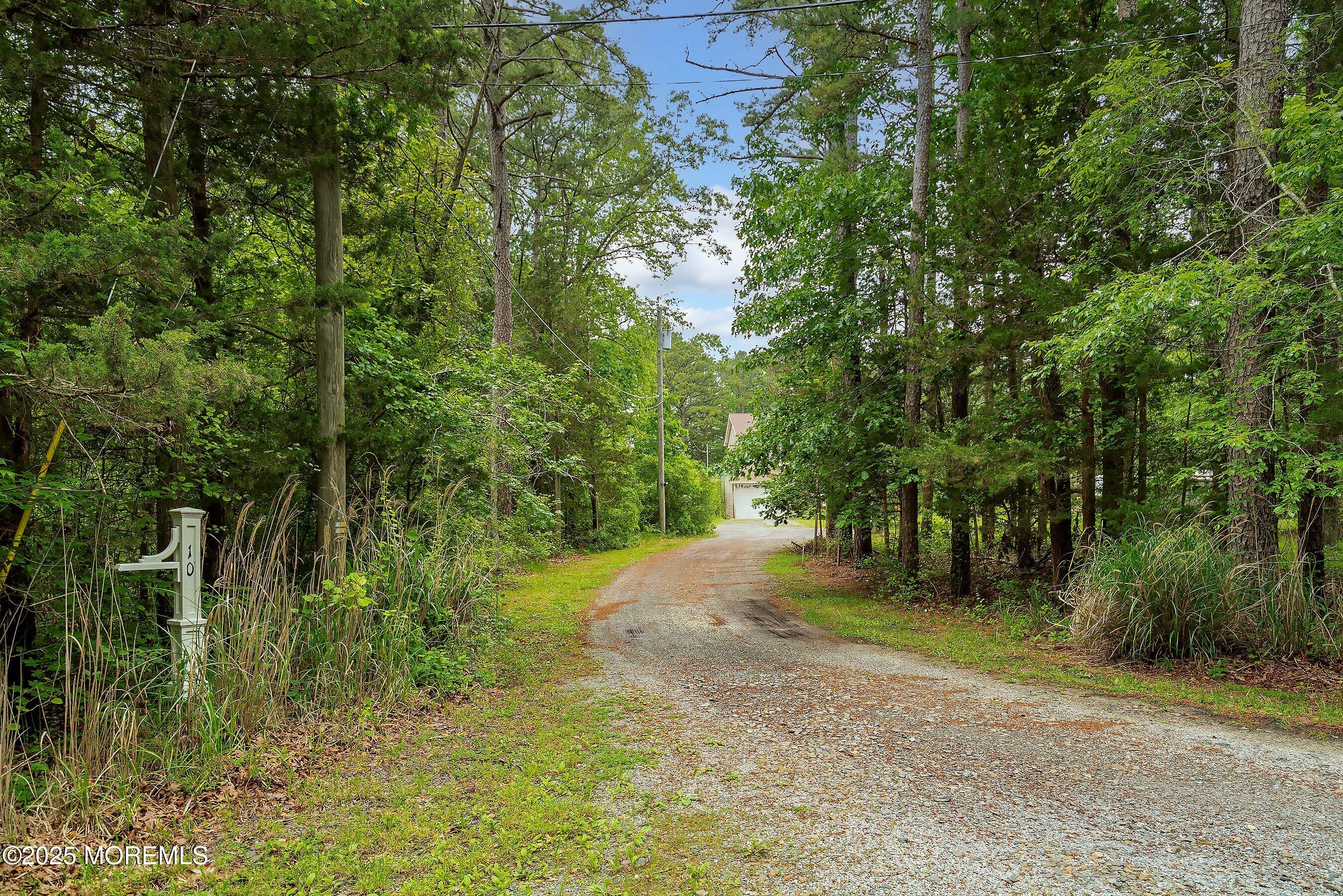 10 Hillside Avenue Image 3