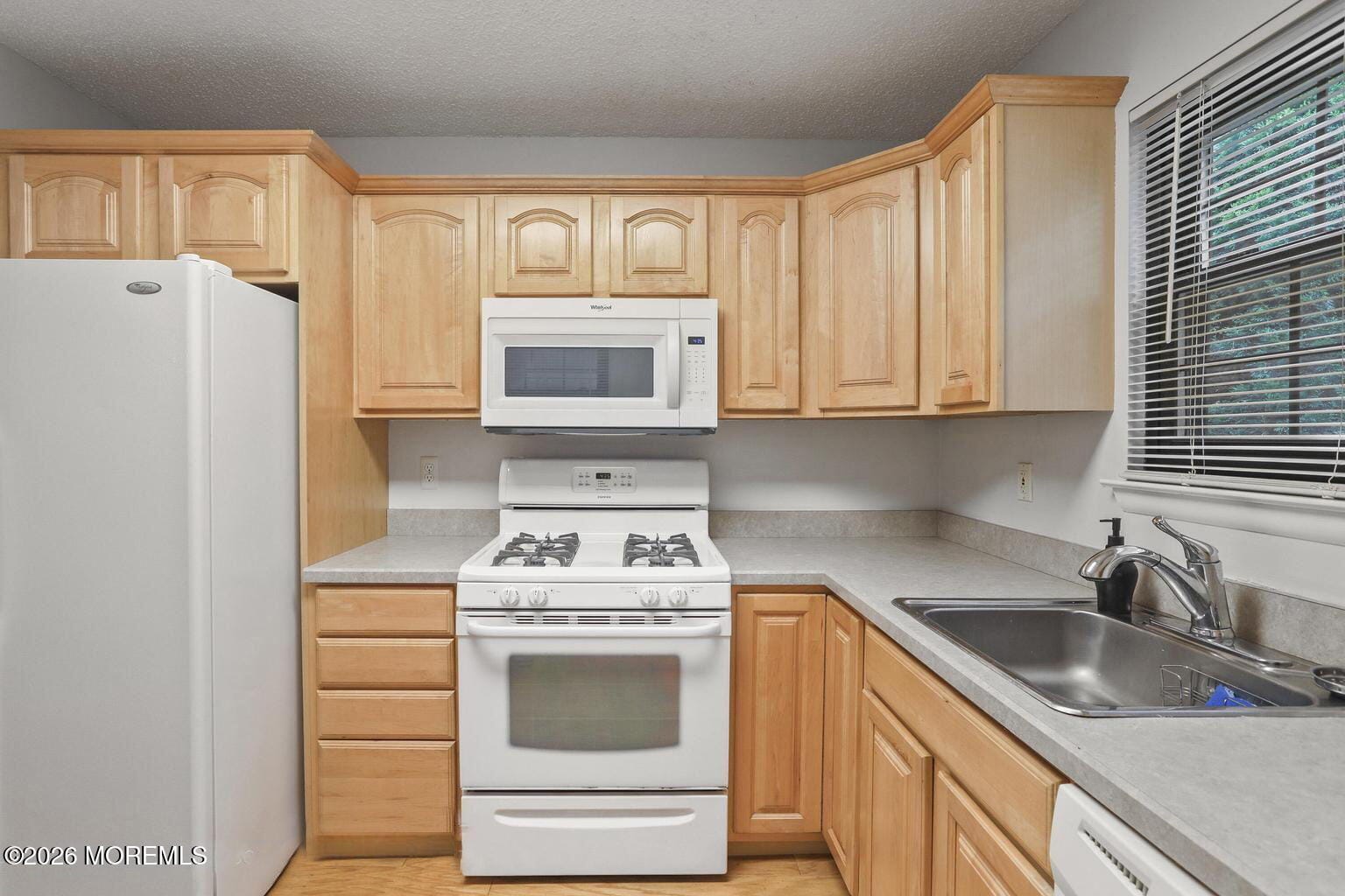 201 Larkspur Lane, Jackson, NJ, 08527 image 11