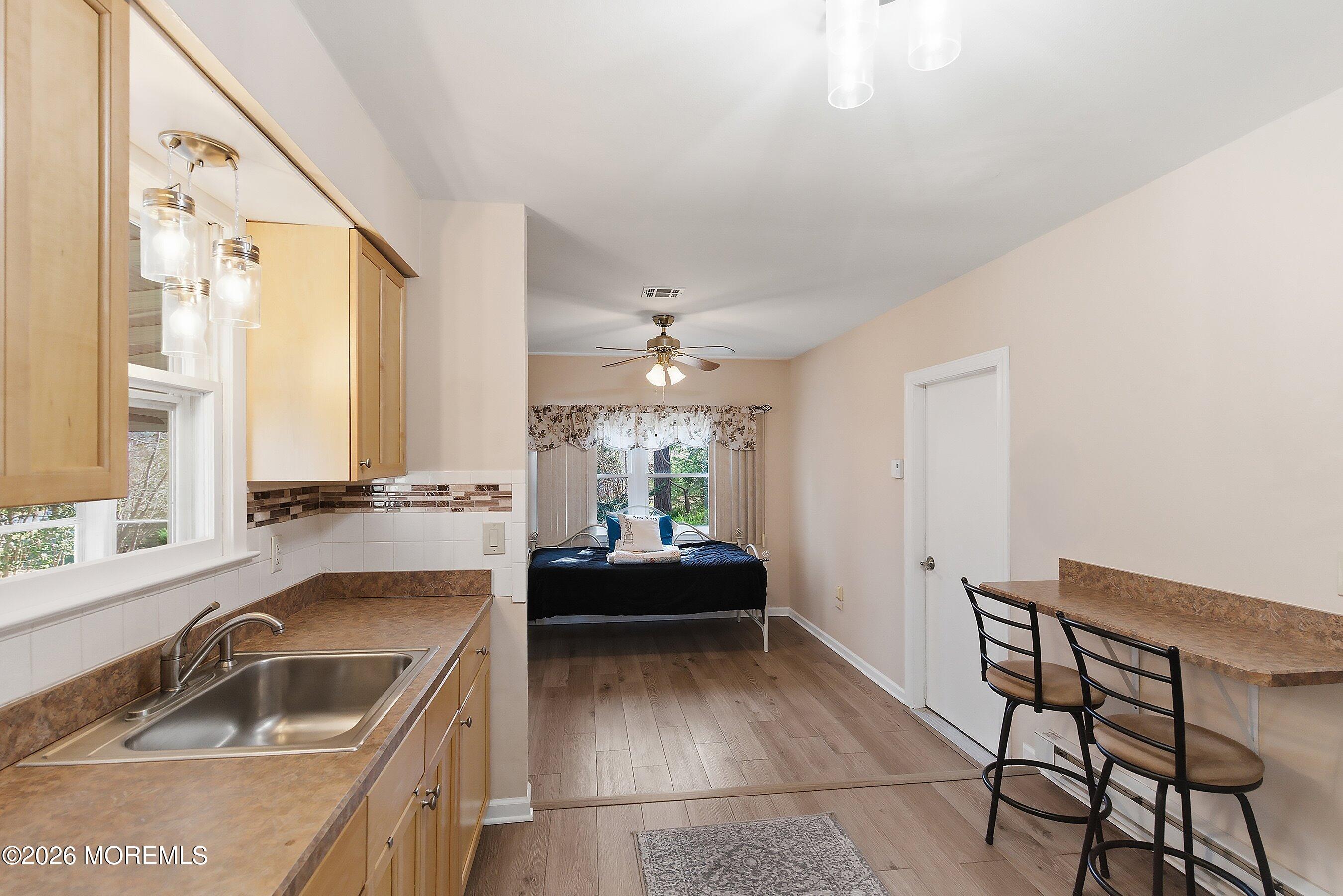 8 Hummingbird Lane Image 5