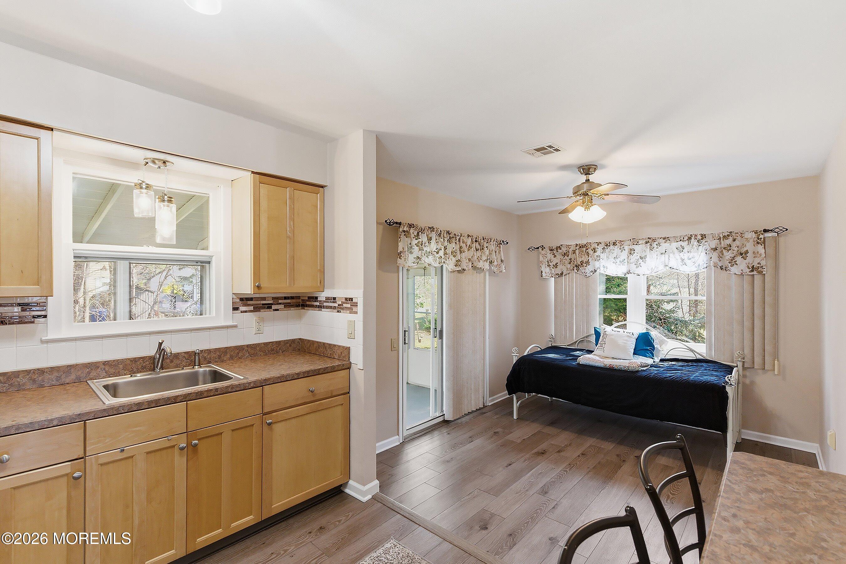 8 Hummingbird Lane, Whiting, NJ, 08759 image 6