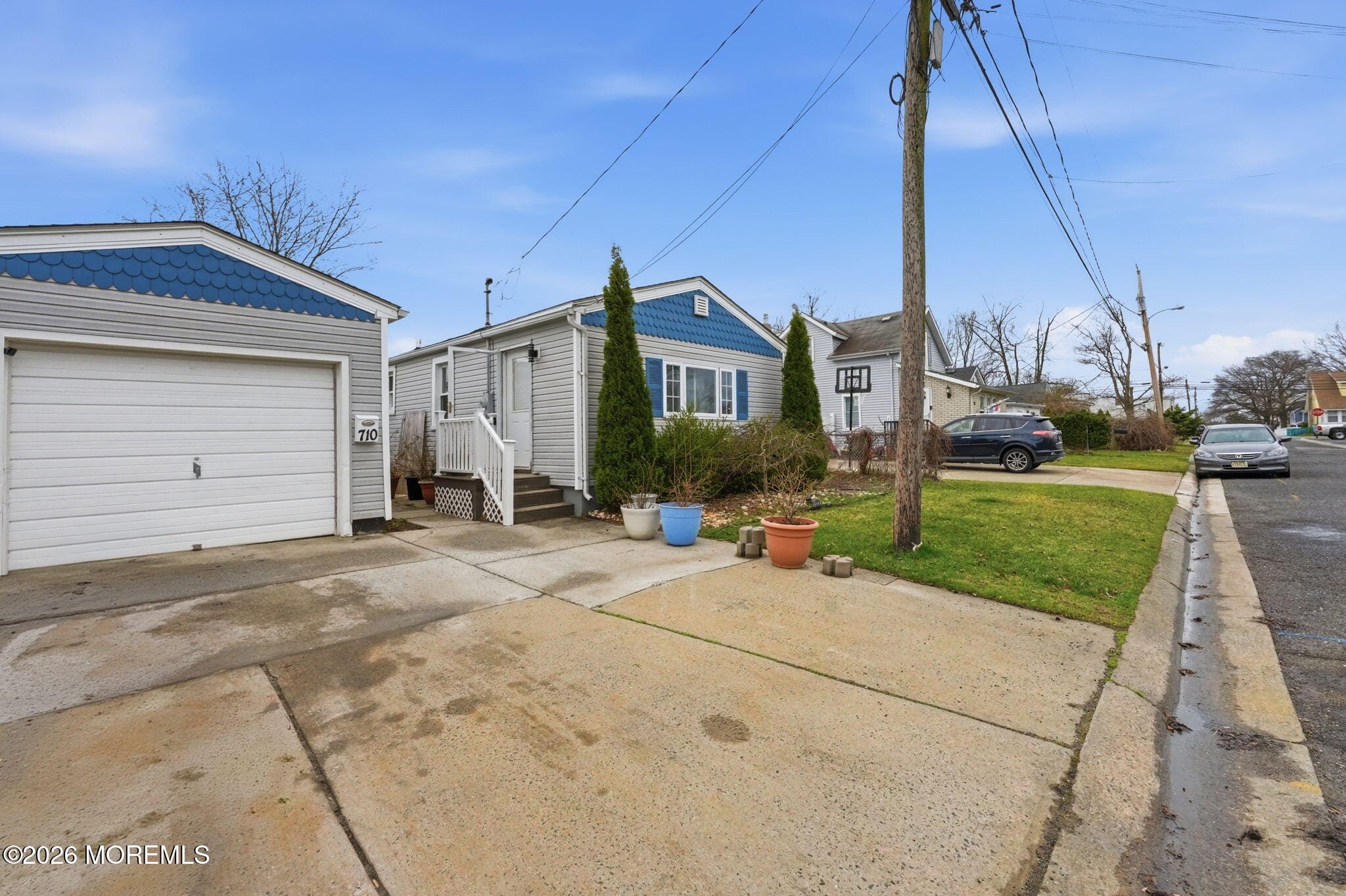 710 Cambridge Avenue Image 2