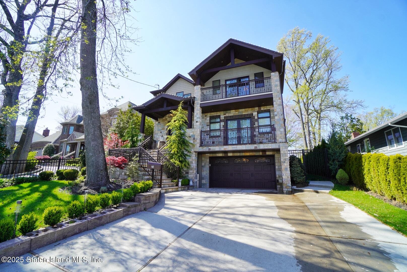 71 Grandview Terrace Image 2