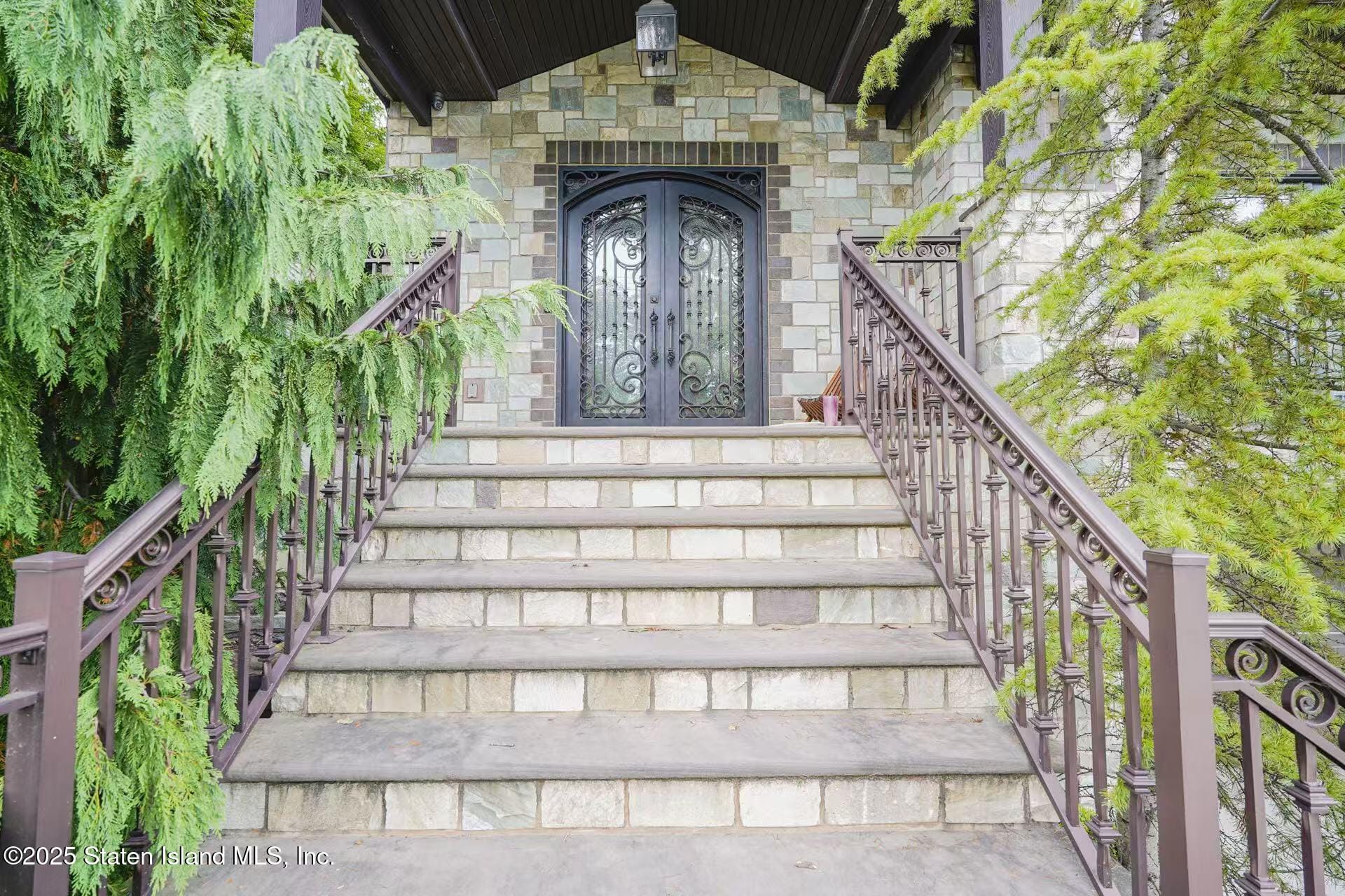 71 Grandview Terrace Image 3