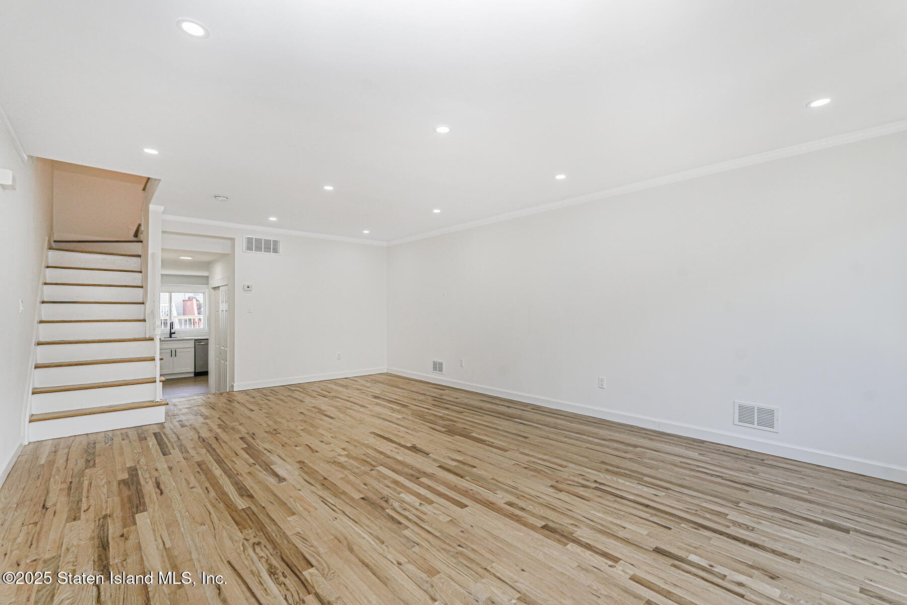 33 Ludwig Lane Image 3