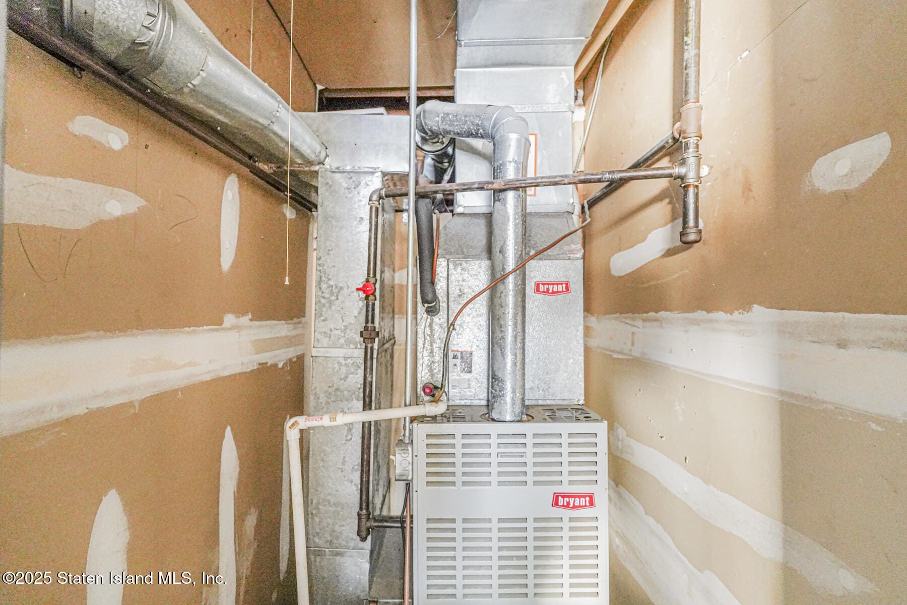 33 Ludwig Lane, Staten Island, NY, 10303 image 36