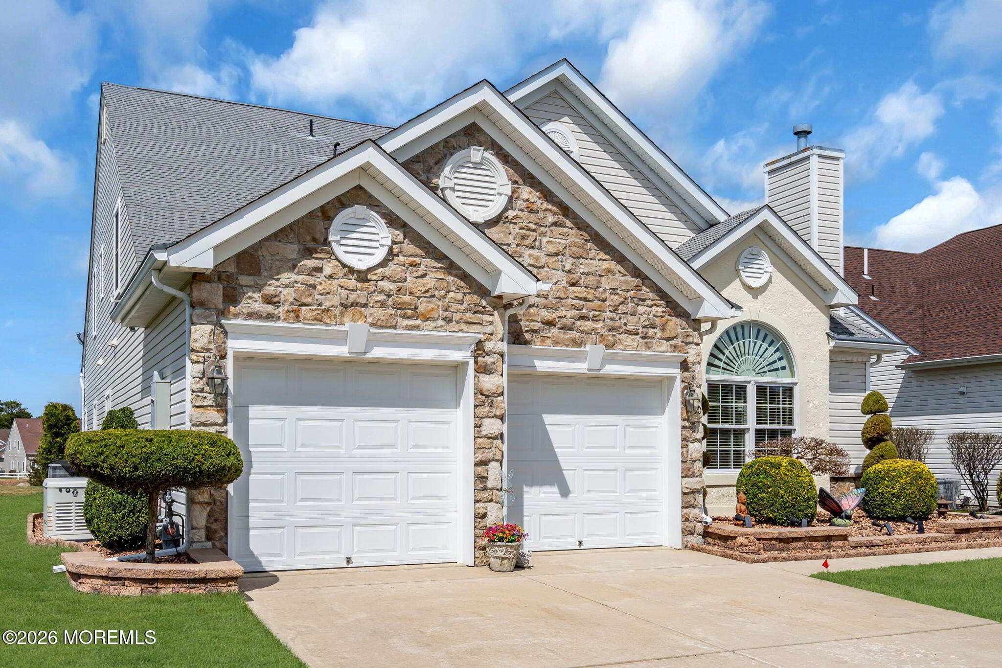 30 Point Pleasant Drive Image 2