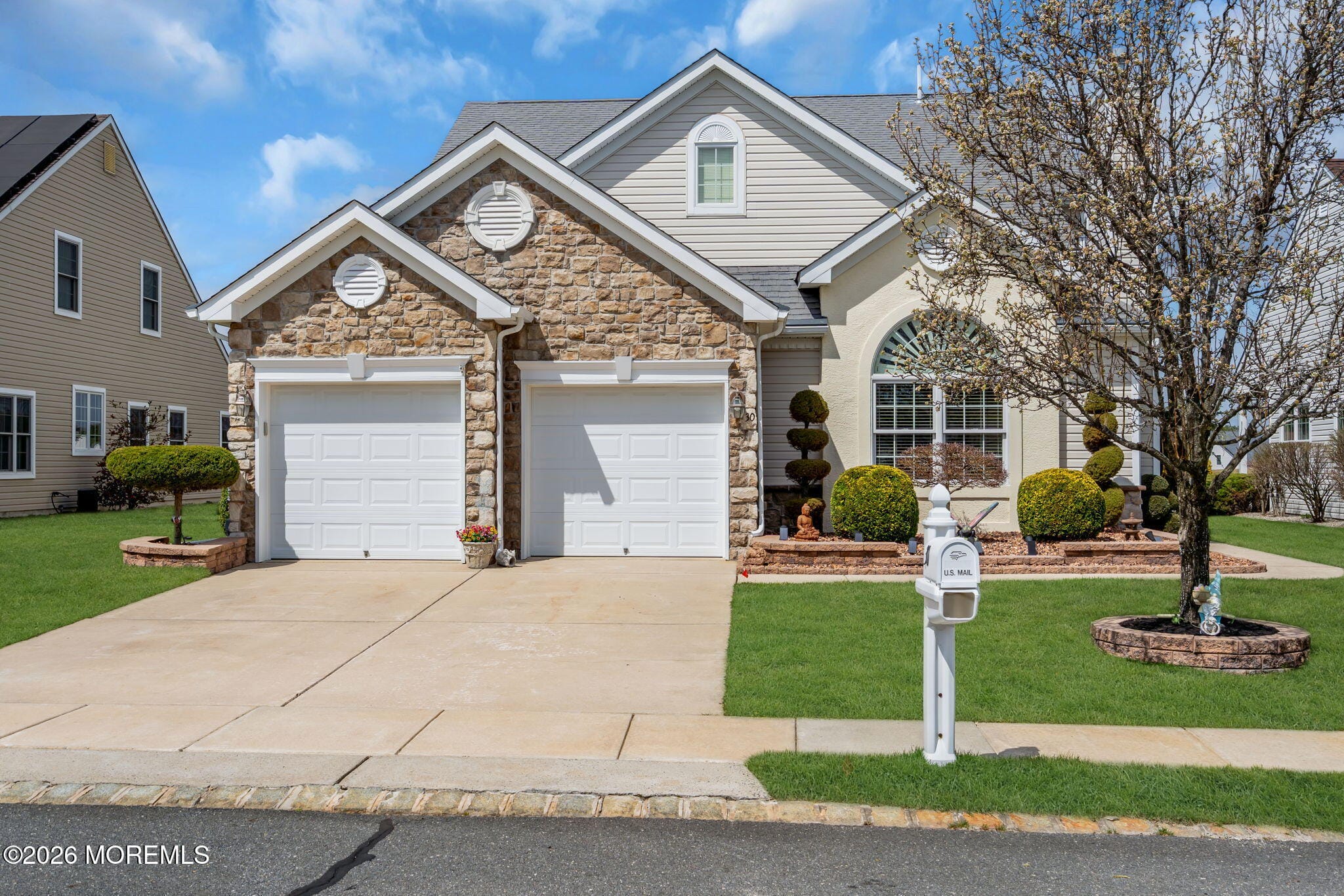 30 Point Pleasant Drive Image 4