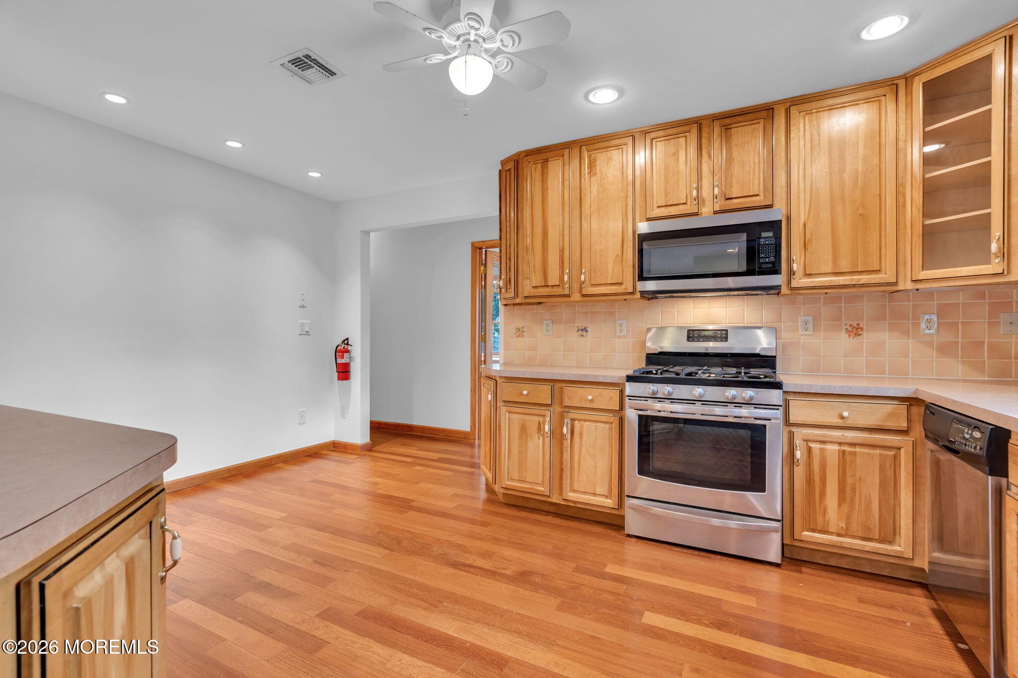 20 Sylvan Boulevard, Howell, NJ, 07731 image 23