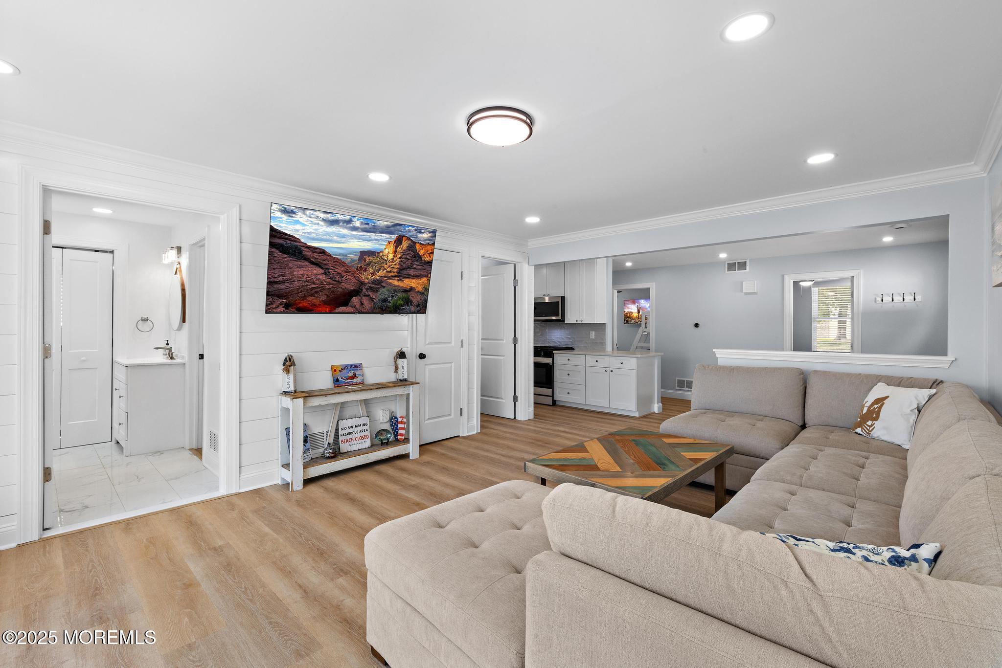 11 Charles Boulevard, Beach Haven West, NJ, 08050 image 6