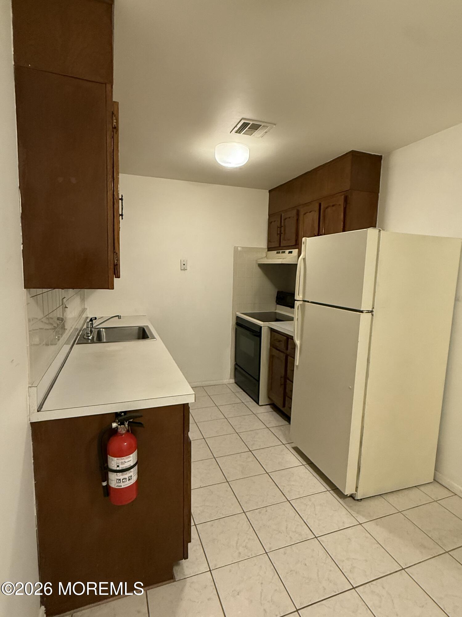 1021 Aberdeen Drive E, Lakewood, NJ, 08701 image 6