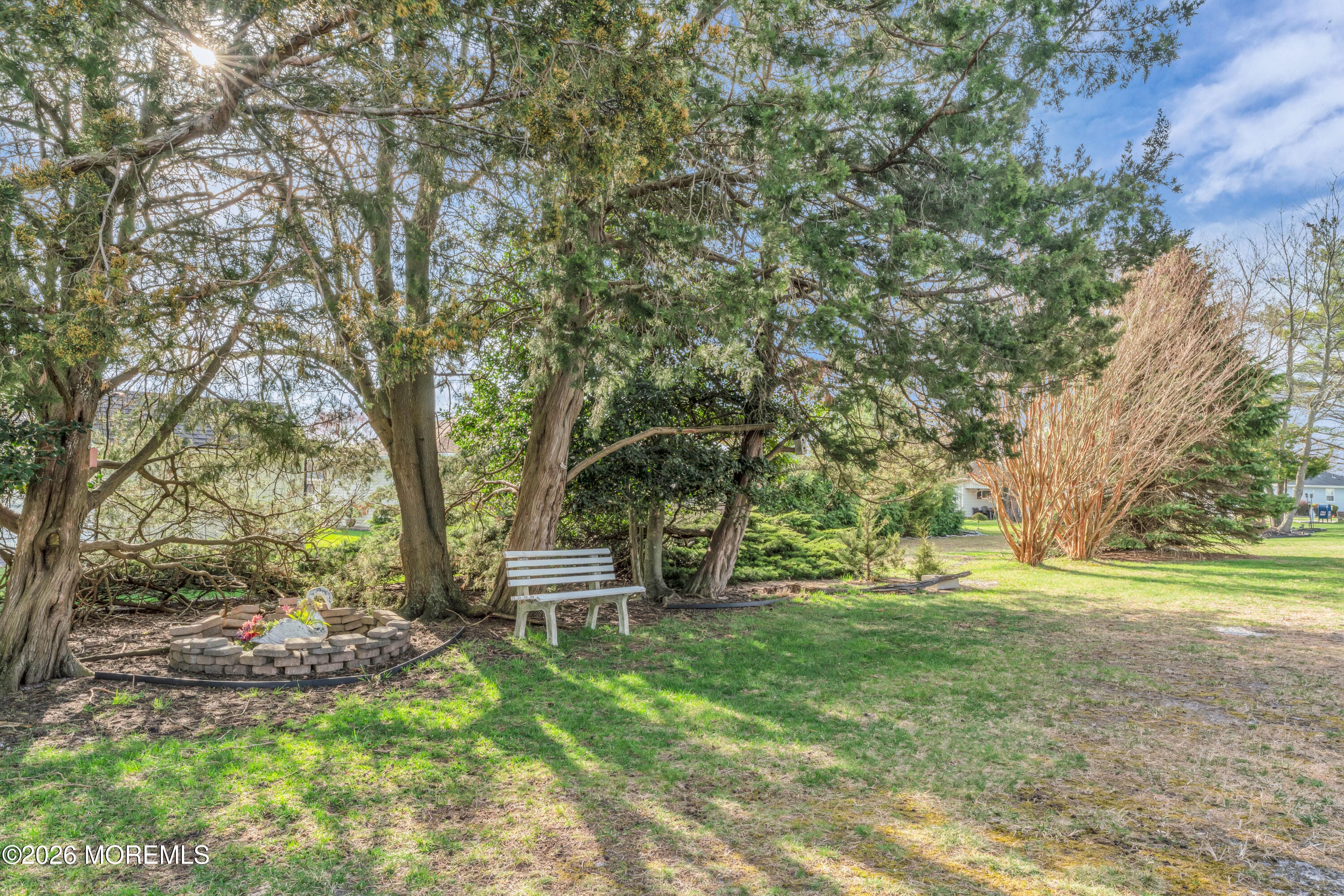 496 Saint Thomas Drive Image 3