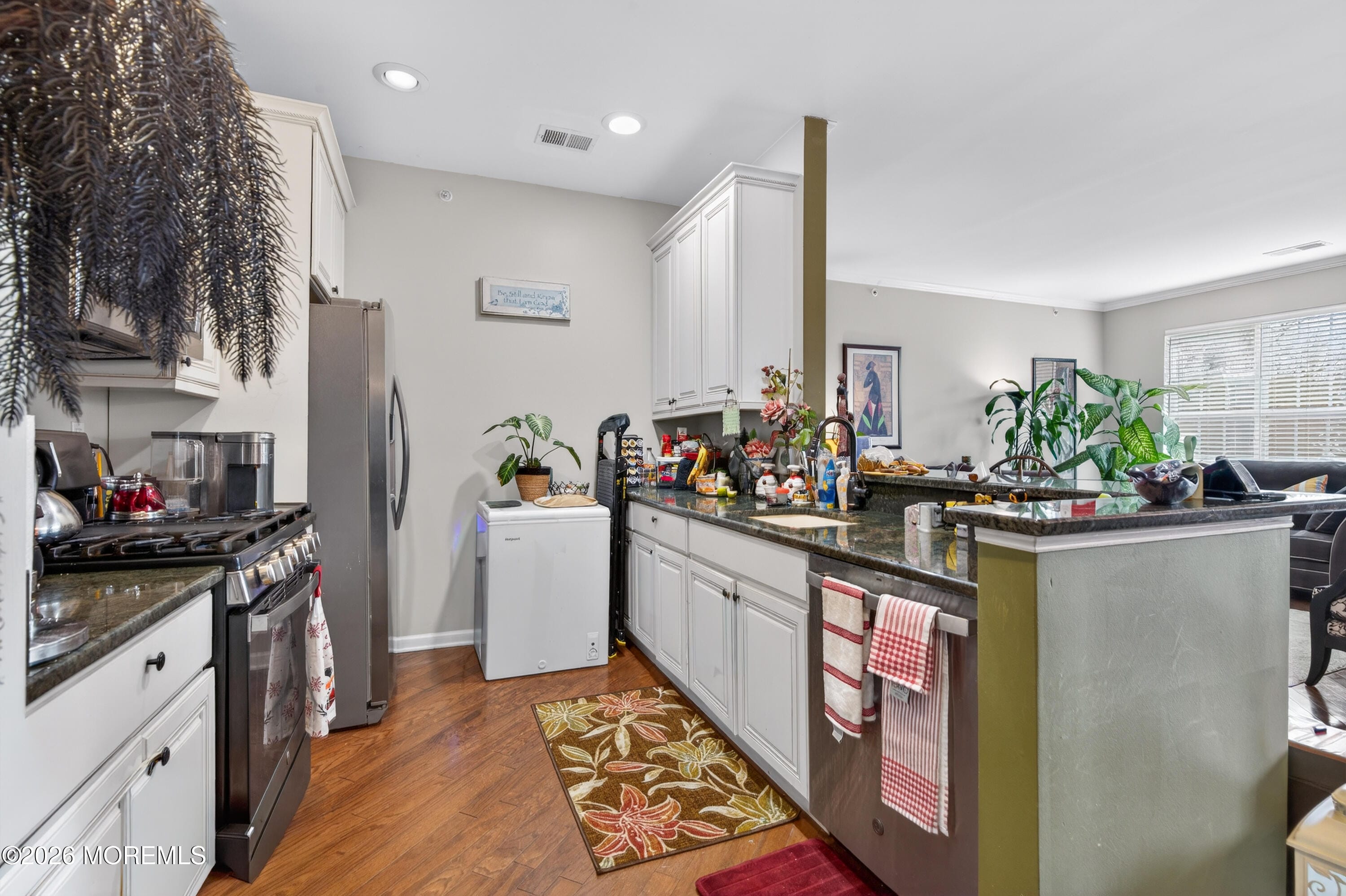 337 Sophee Lane, Lakewood, NJ, 08701 image 19