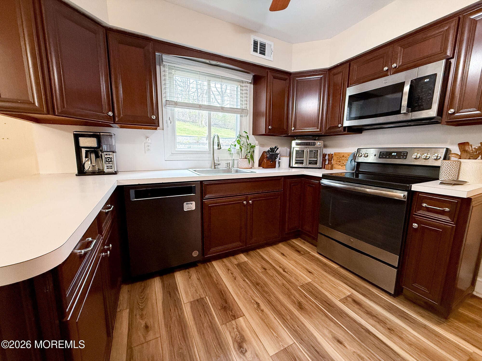 58 Foxwood Run, Middletown, NJ, 07748 image 8