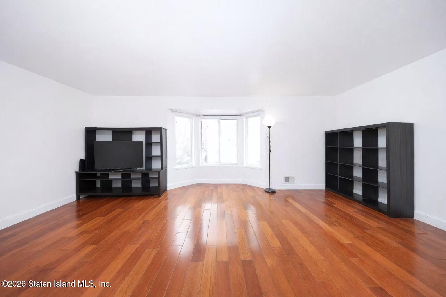 246 Jamie Lane, Staten Island, NY, 10312 image 6