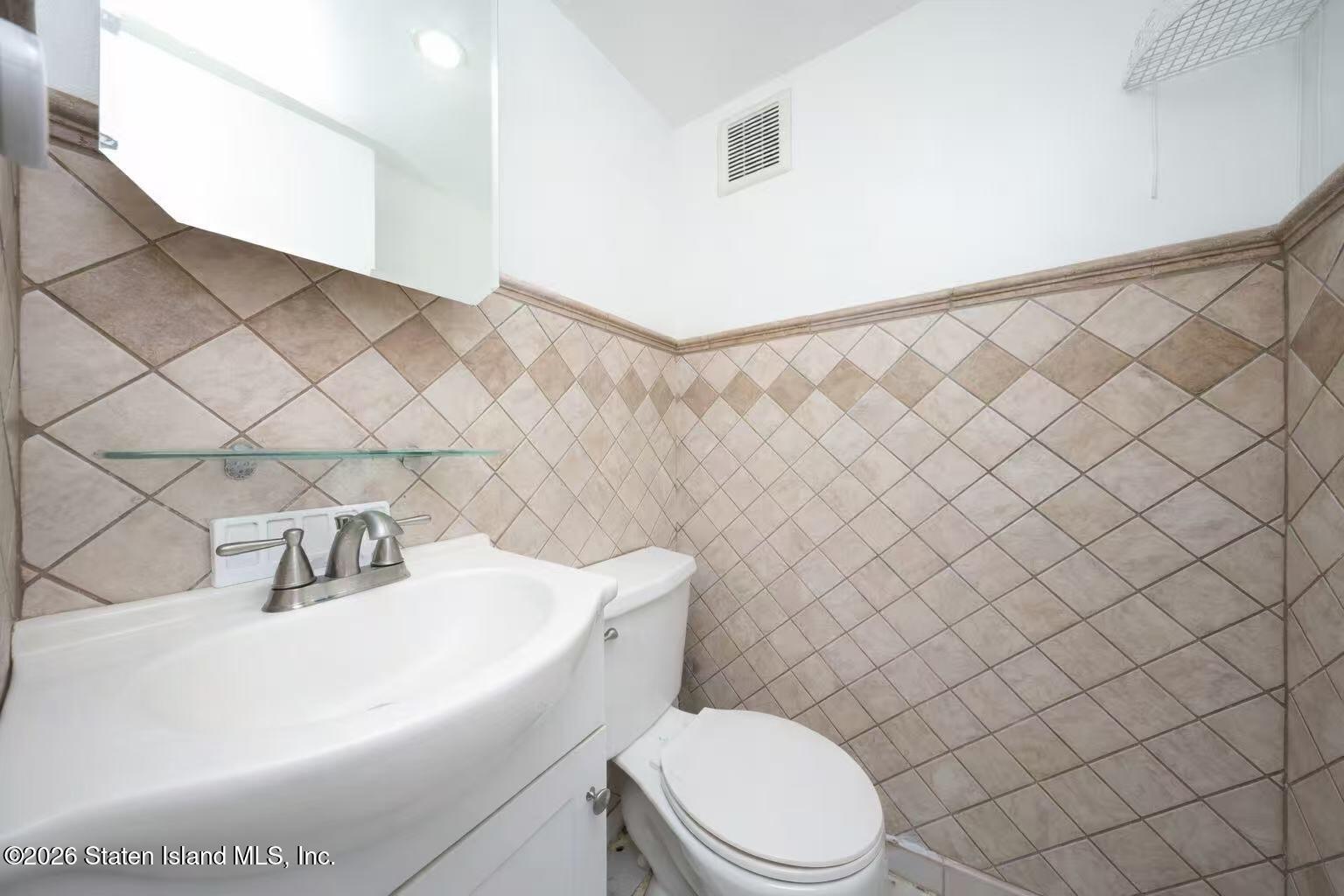 246 Jamie Lane, Staten Island, NY, 10312 image 9