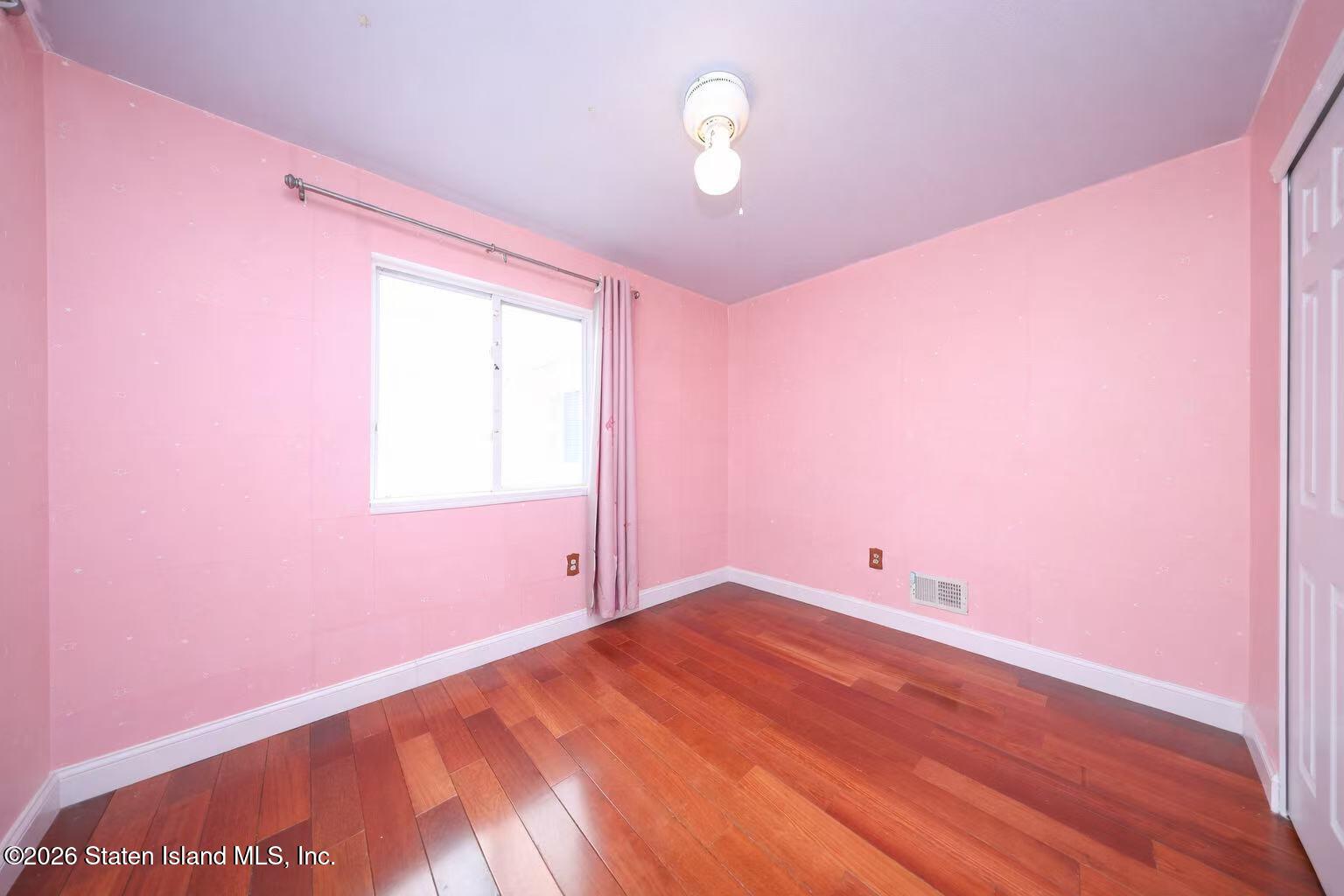 246 Jamie Lane, Staten Island, NY, 10312 image 14