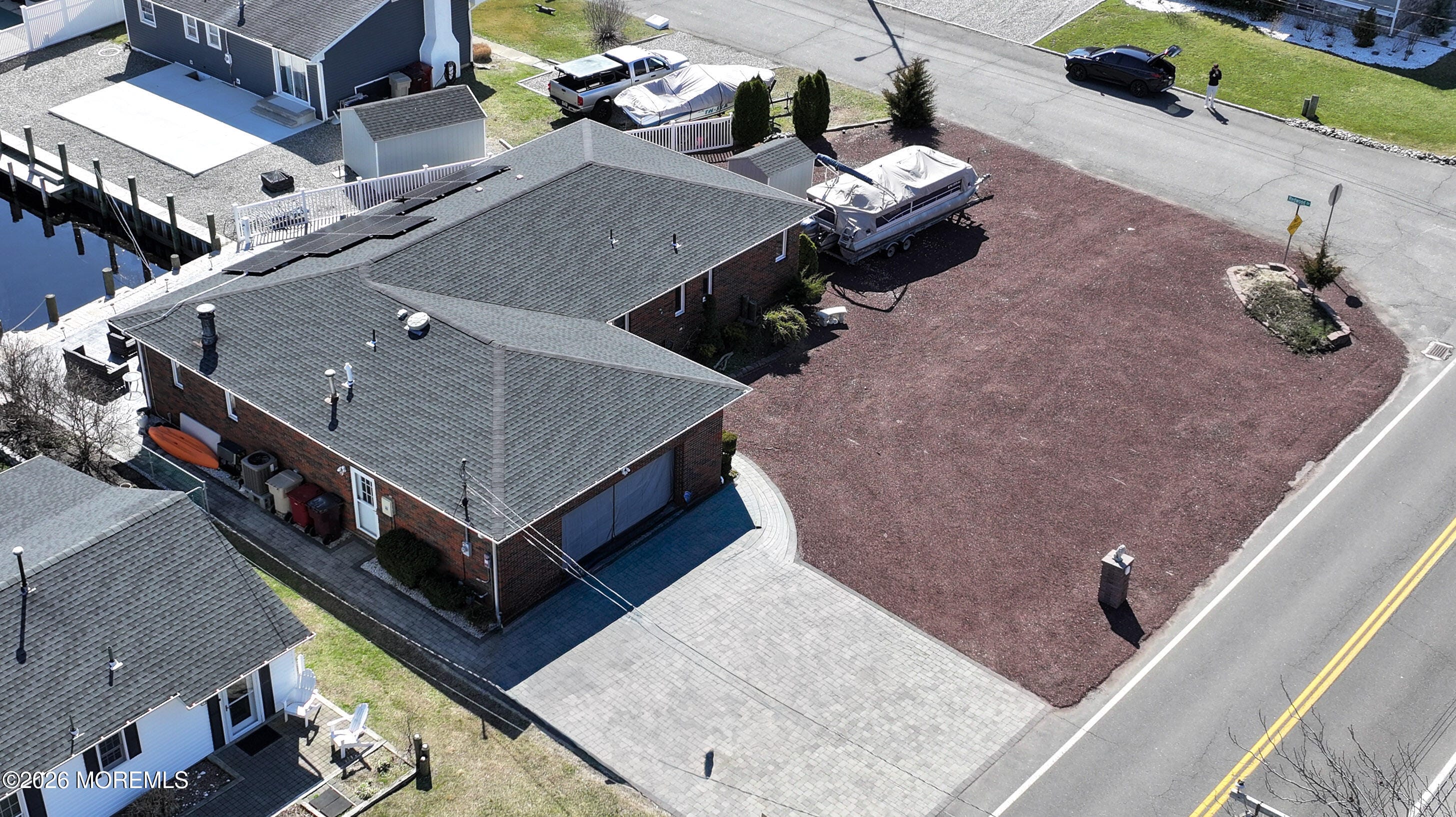 1103 Bayview Avenue Image 3