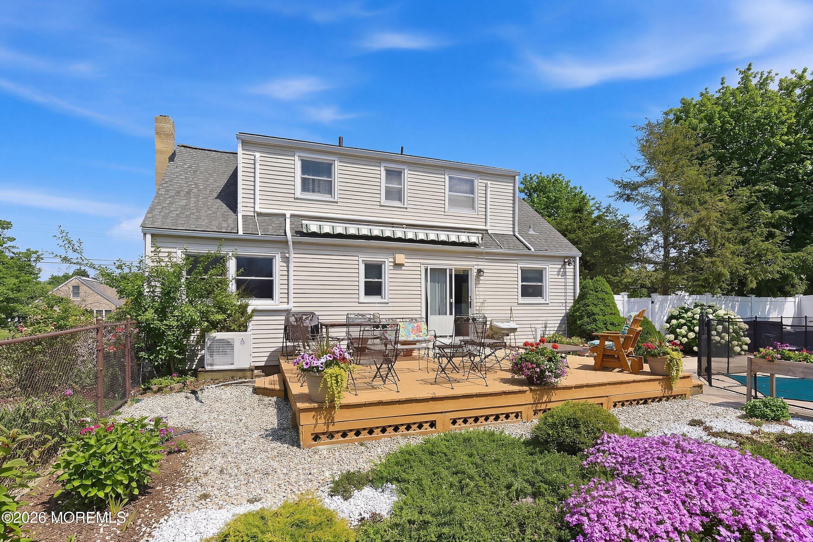 2711 Johnson Street Image 3