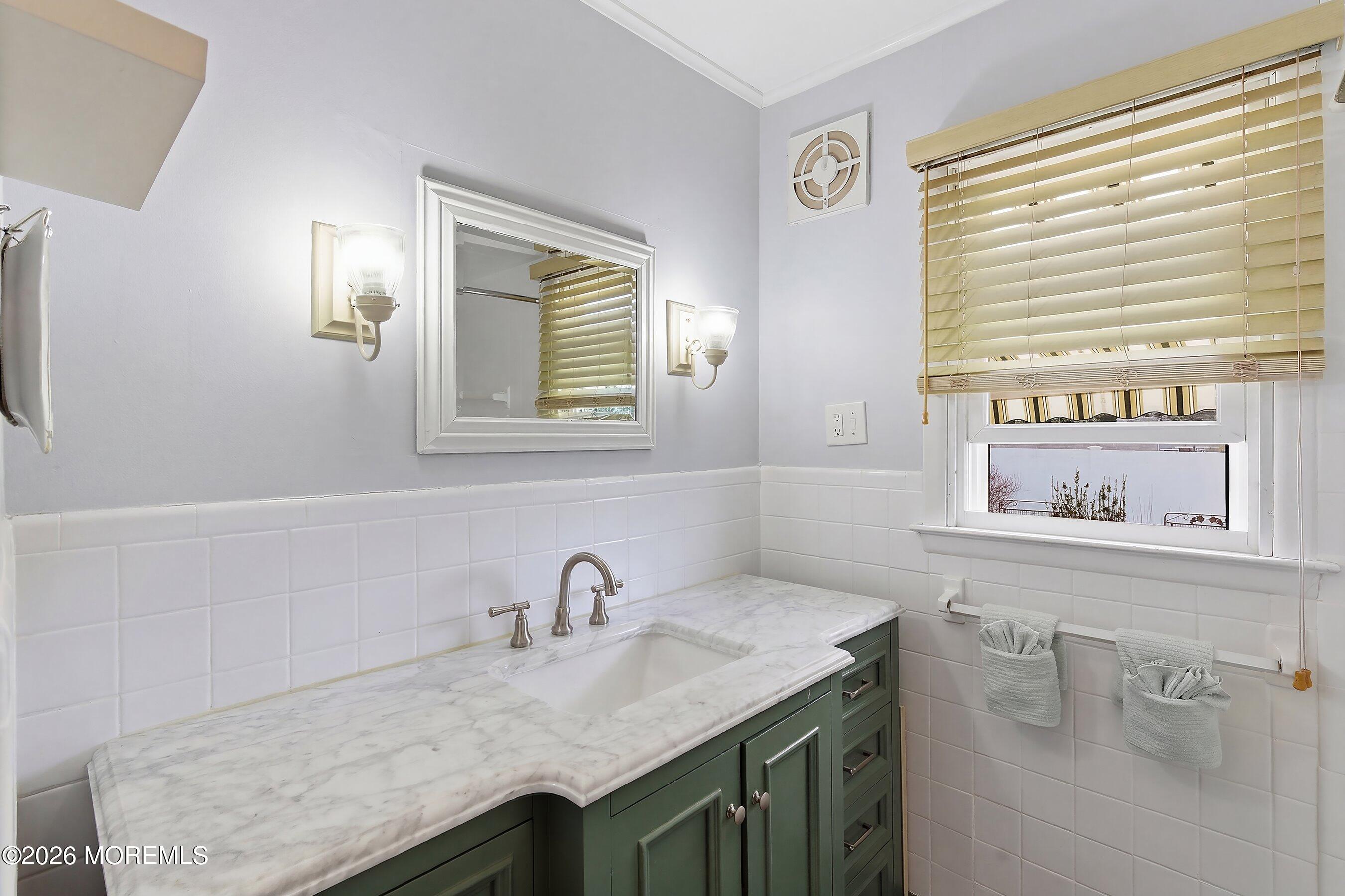 2711 Johnson Street, Wall, NJ, 07719 image 25