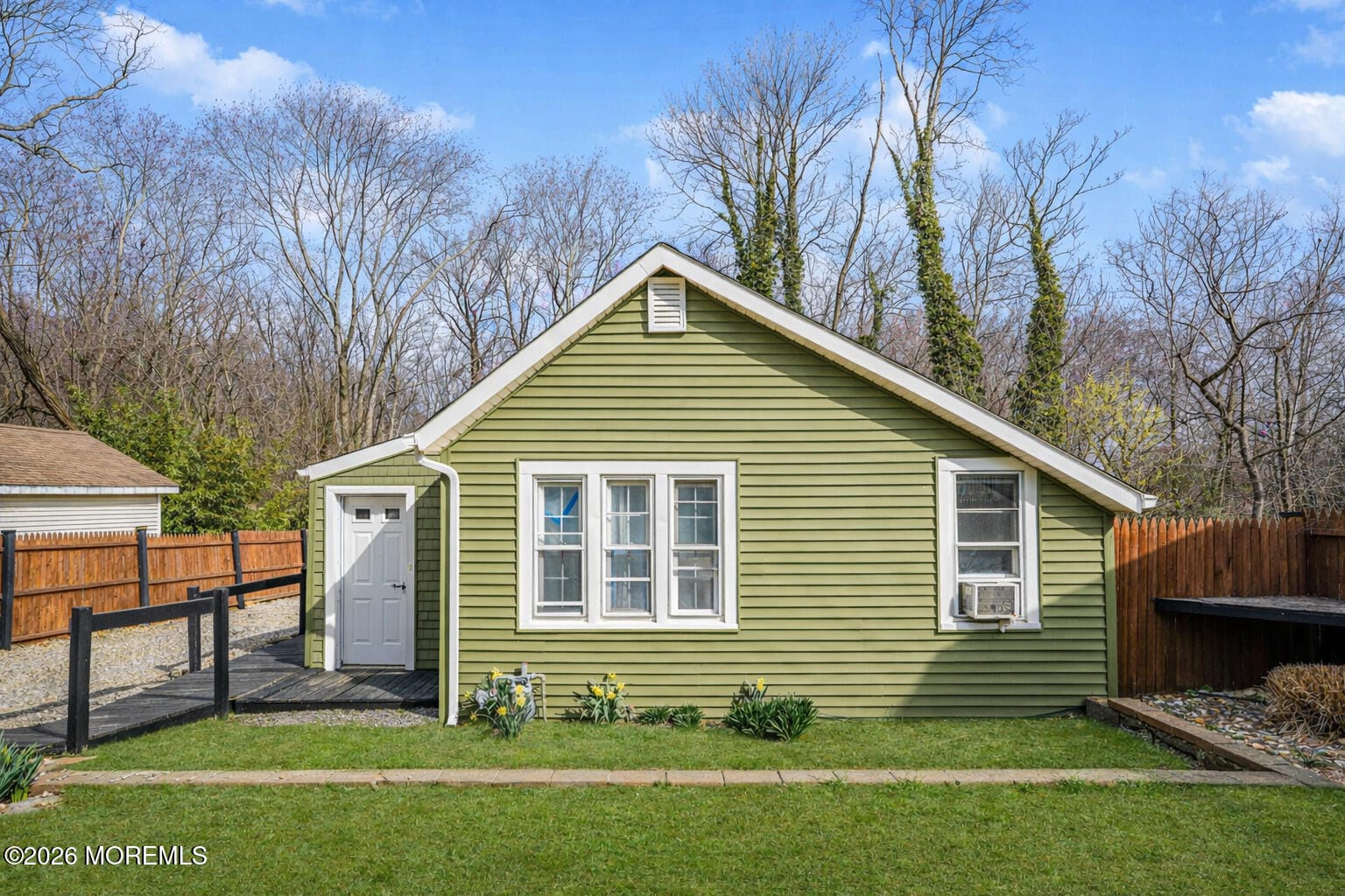 365 Lake Avenue House 1 & 2 Image 3