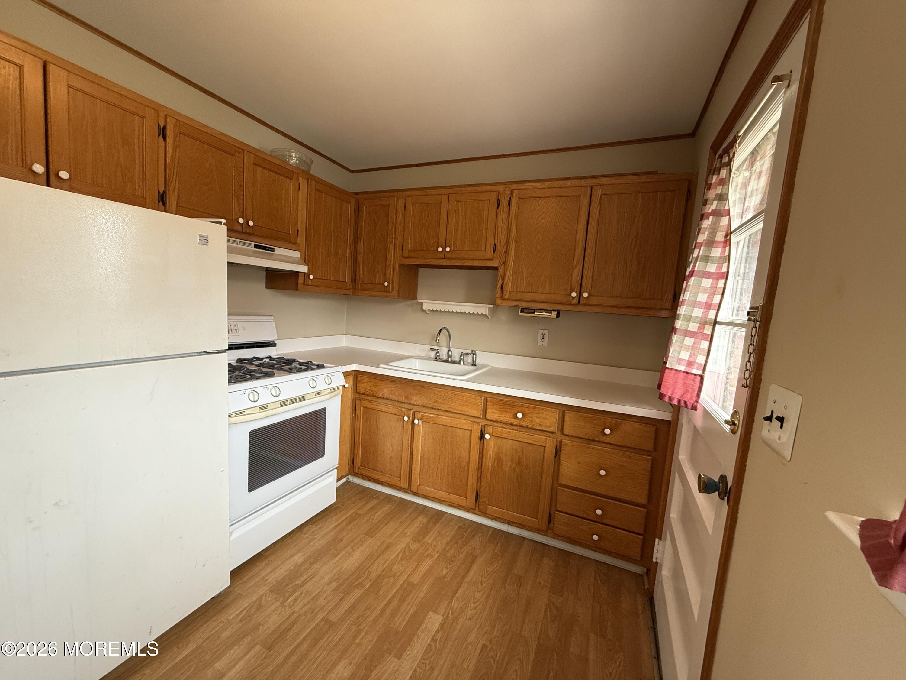 15 Azalea Court A, Eatontown, NJ, 07724 image 8