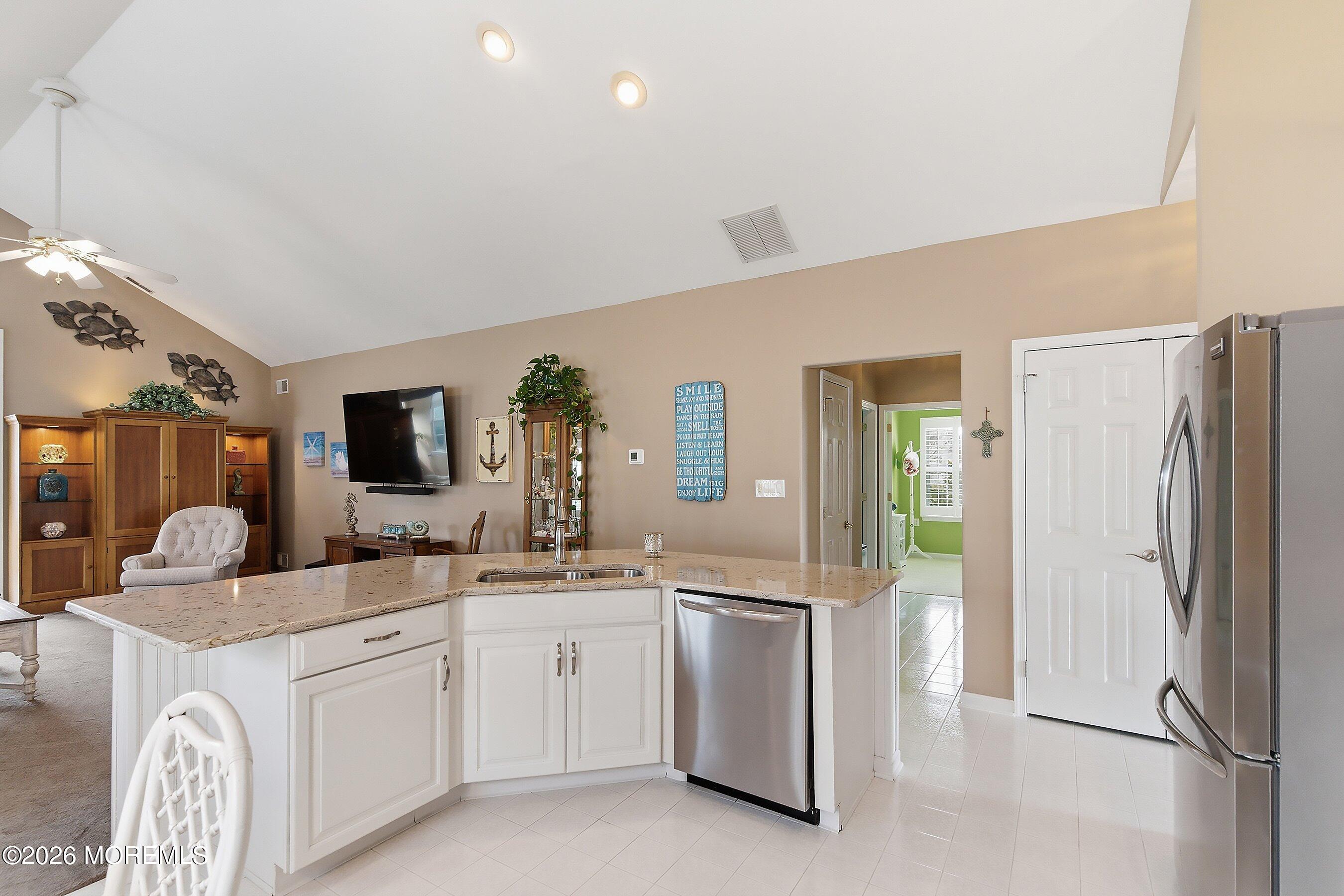 9 Avalon Court, Manchester, NJ, 08759 image 11