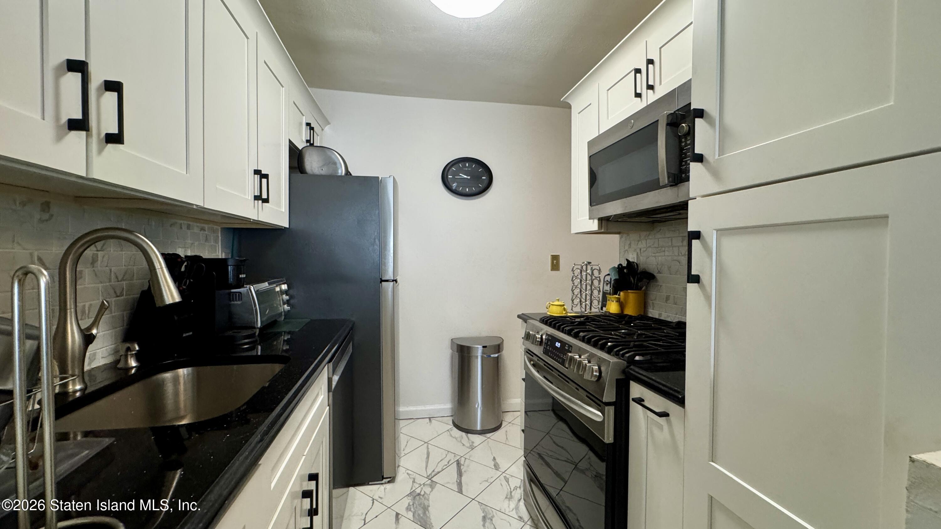 1100 Clove Road 2b, Staten Island, NY, 10301 image 18