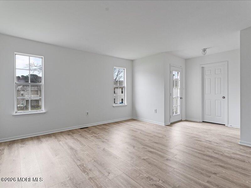 34 S Pointe Circle, Tinton Falls, NJ, 07753 image 7