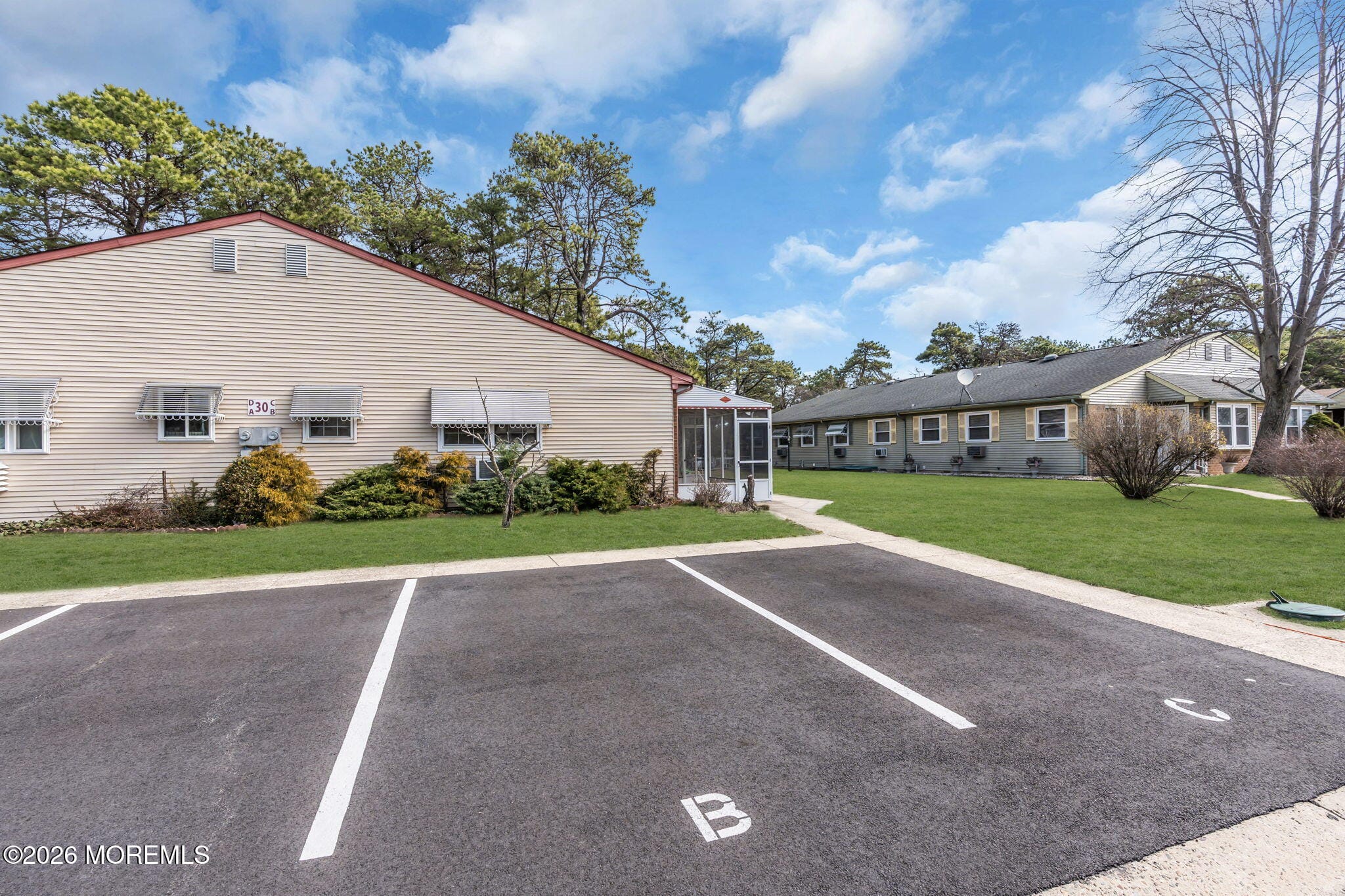 30 Easton Drive B Image 2