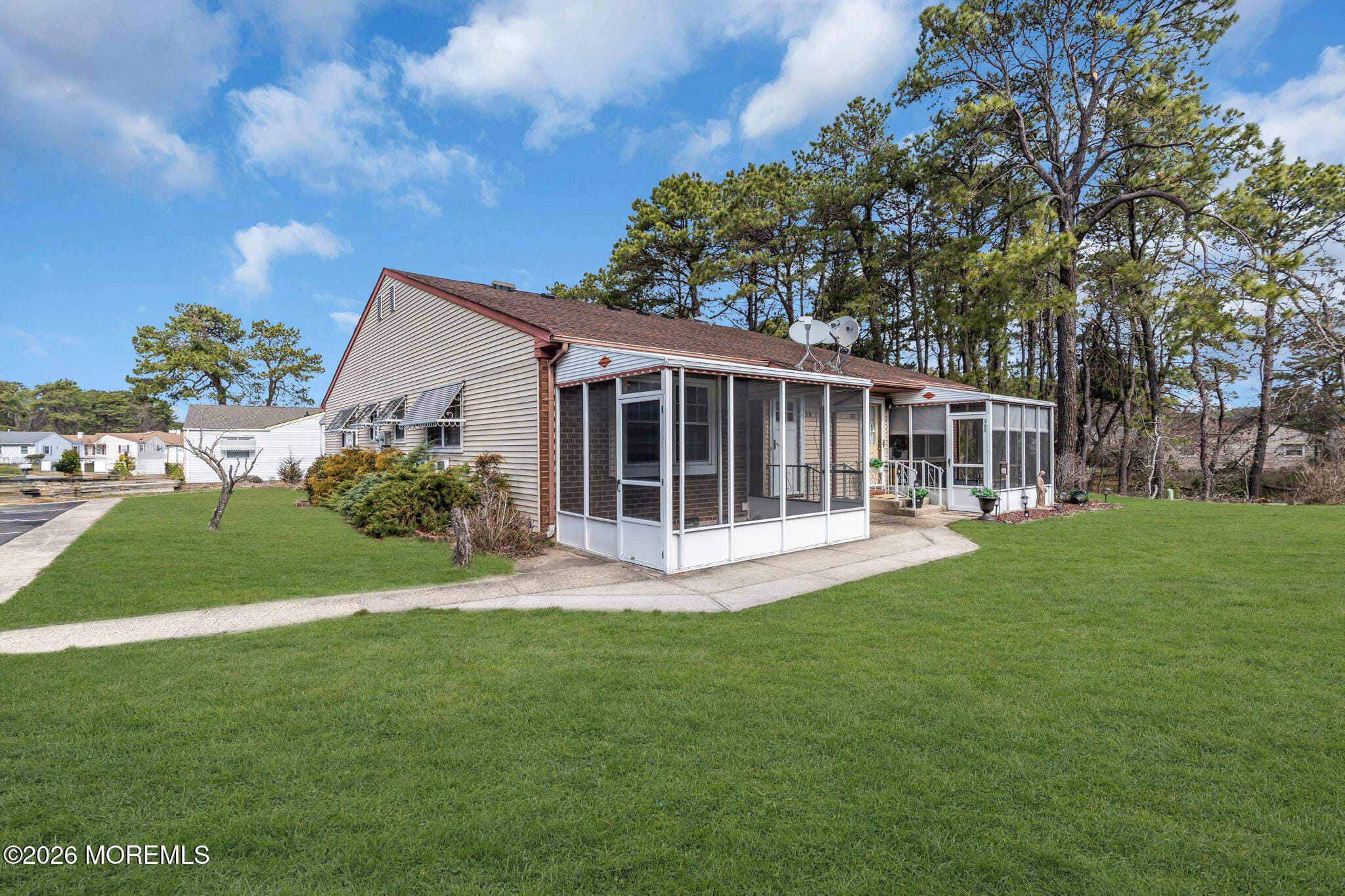 30 Easton Drive B Image 4