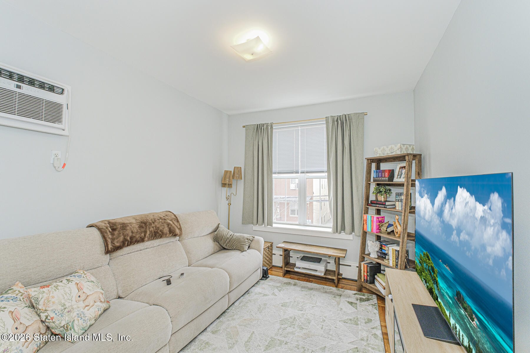 1135 71st Street Image 3