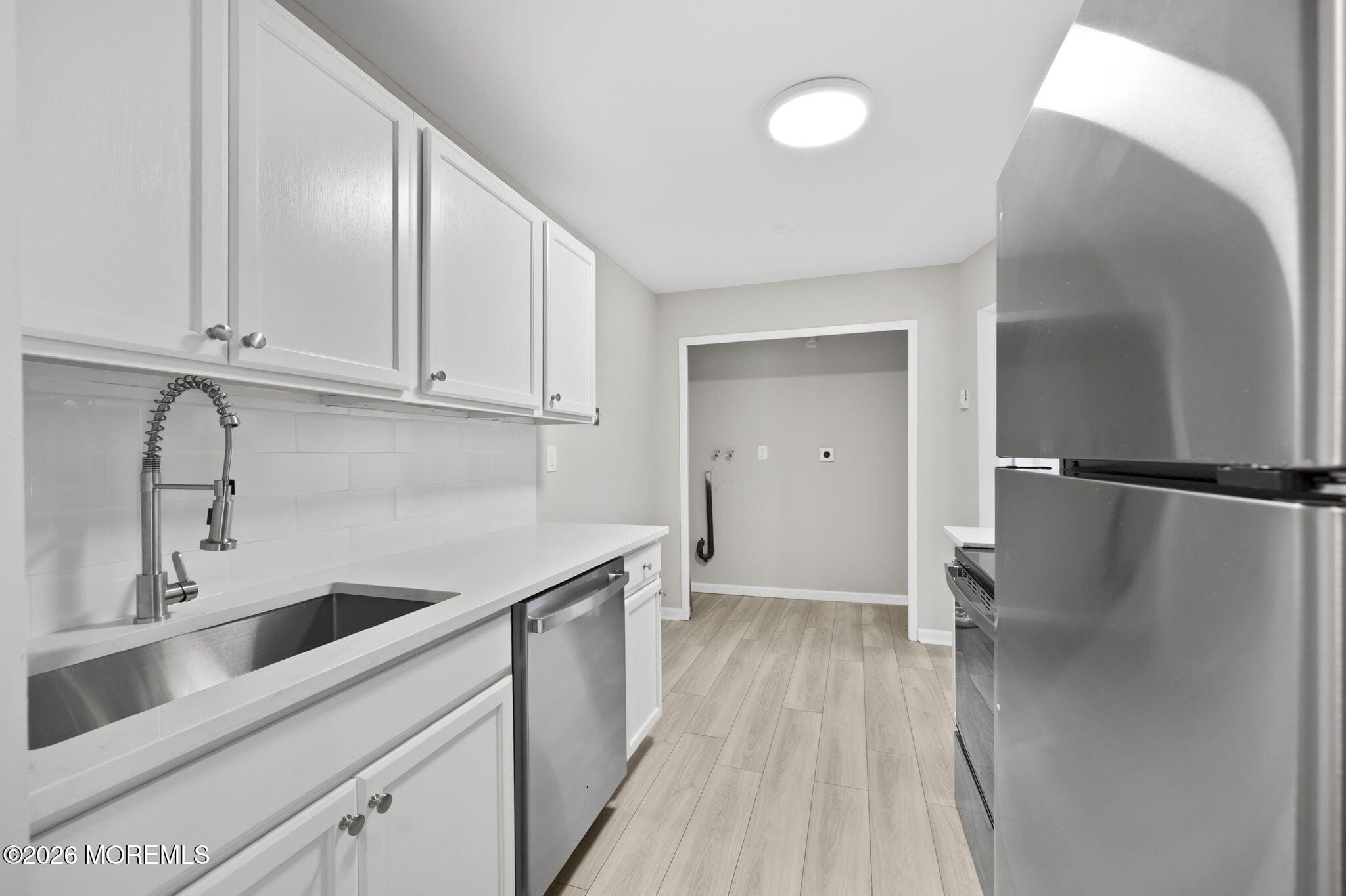 127 Amberly Drive C Image 5