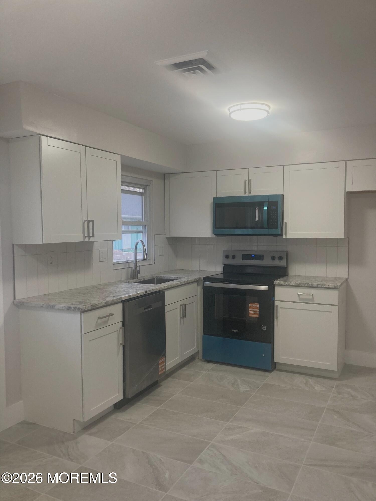 145B Buckingham Drive Image 4