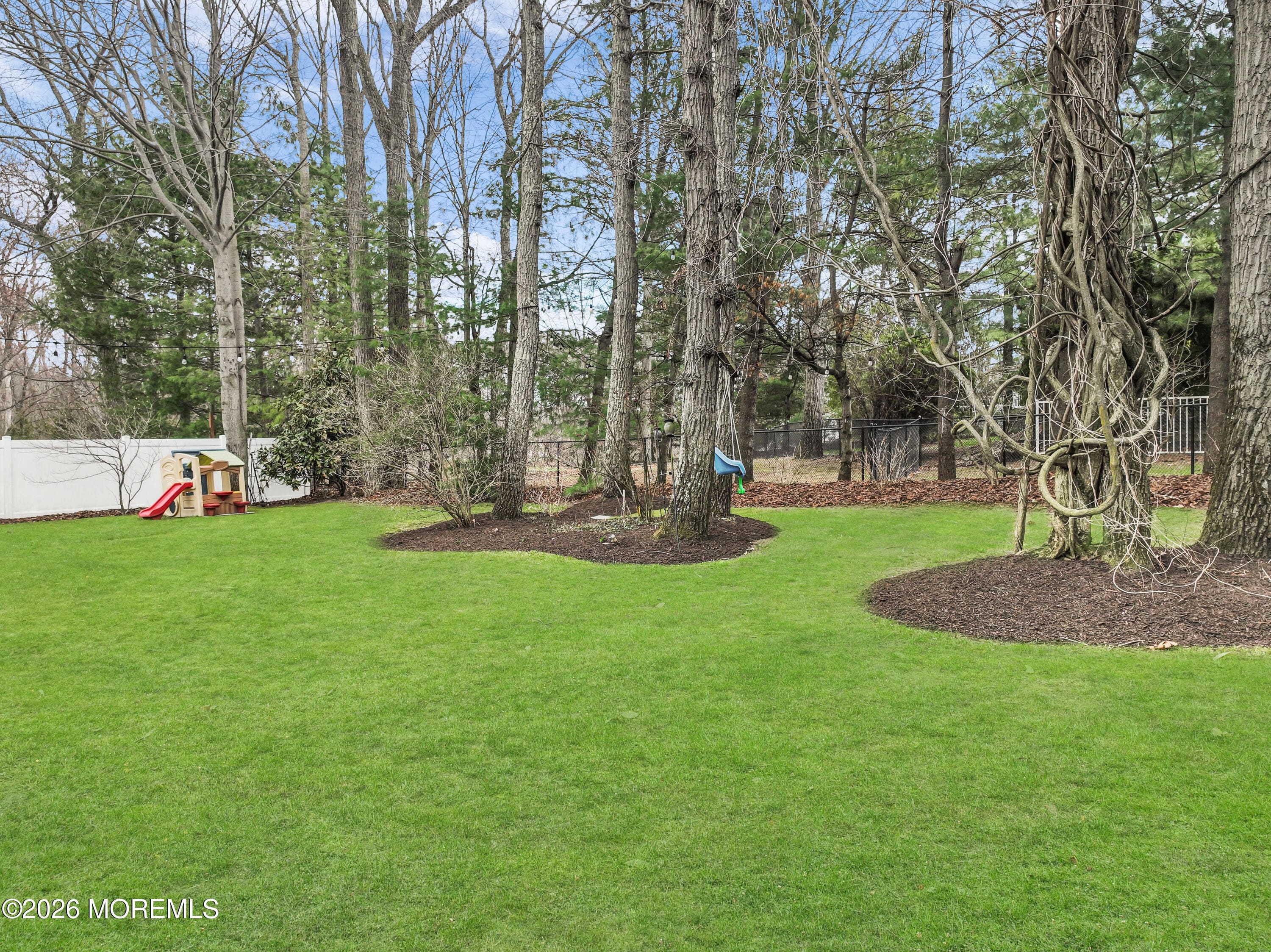 5 Candeub Court Image 5